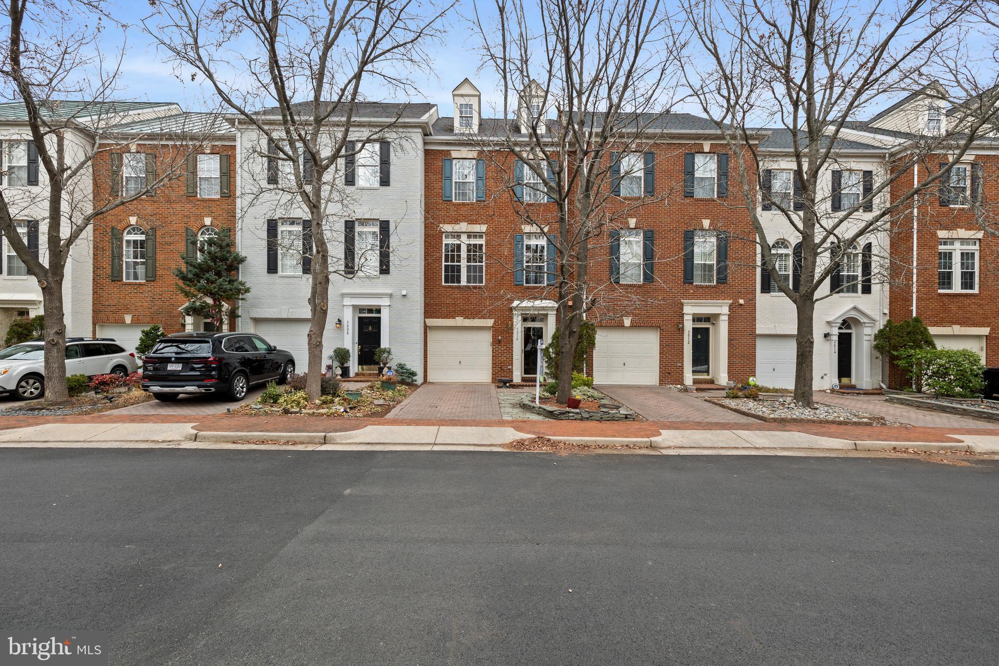 CAMERON STATION - Residential