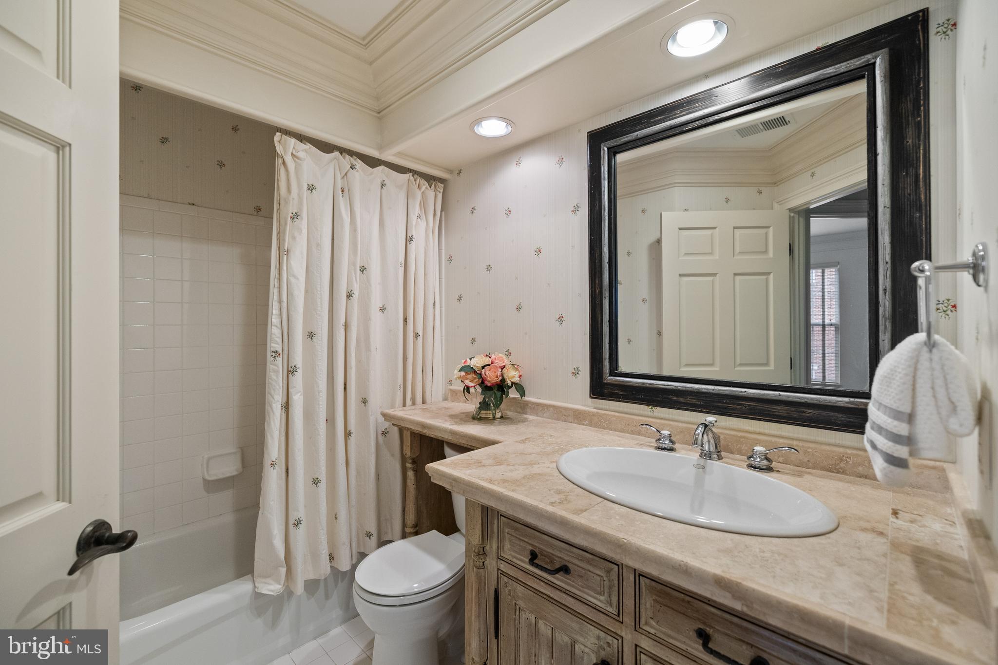 CAMERON STATION - Residential