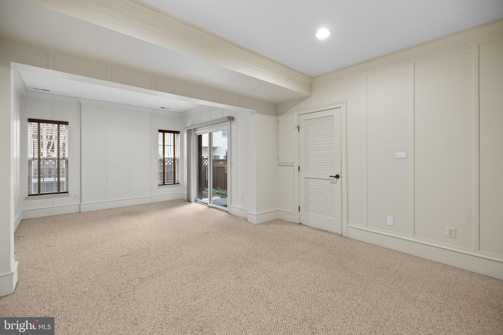 CAMERON STATION - Residential