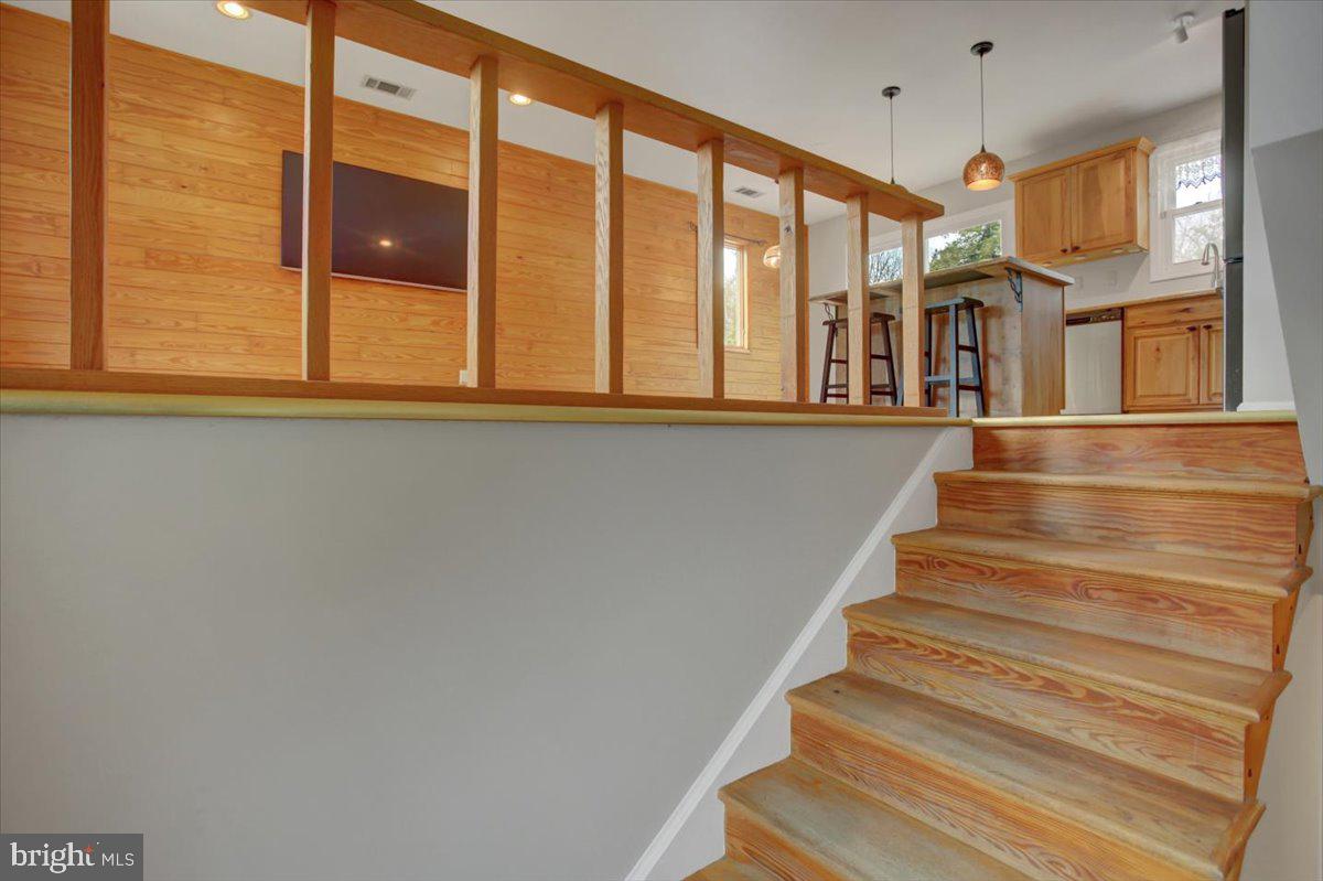 KEEDYSVILLE - Residential