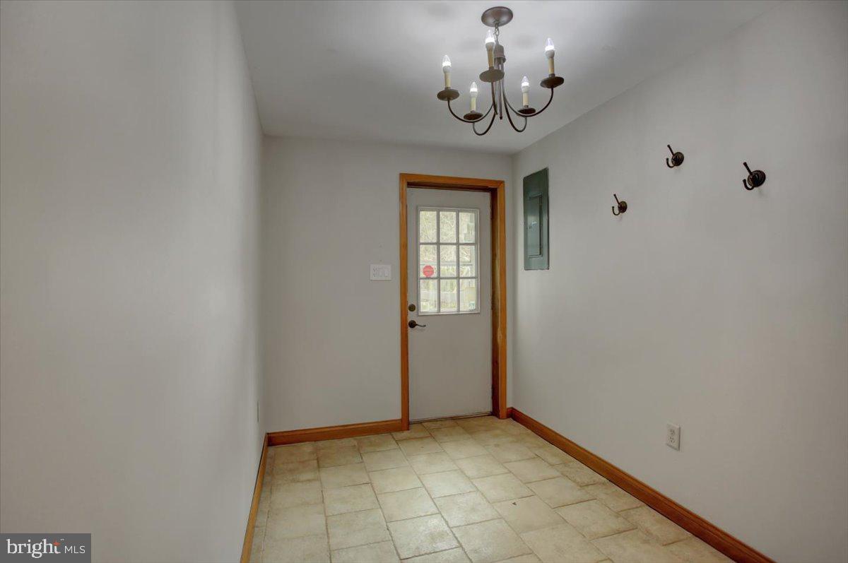 KEEDYSVILLE - Residential