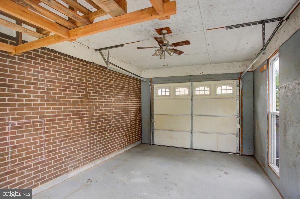 KEEDYSVILLE - Residential