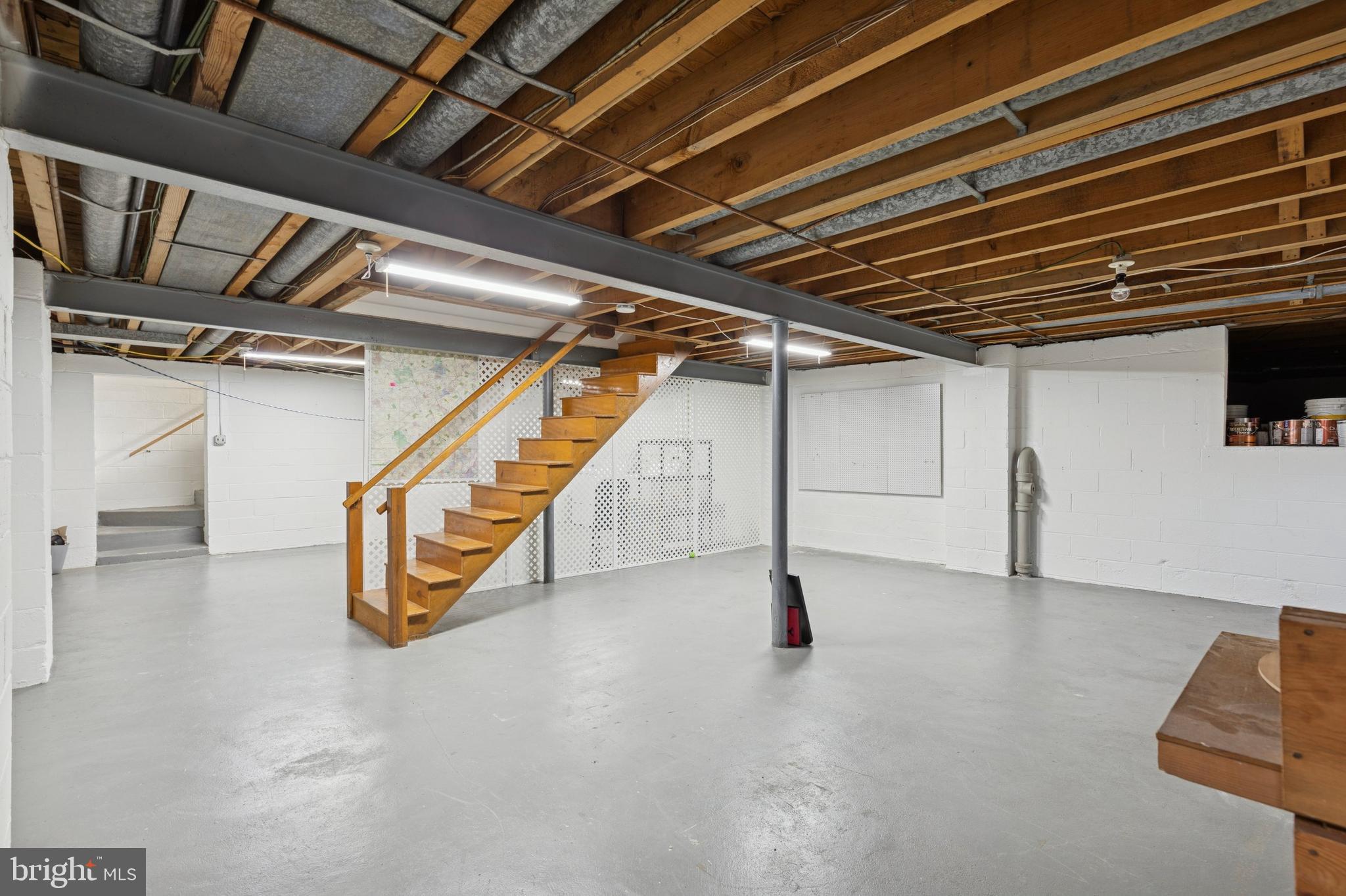 HOLLY HILL - Residential Lease