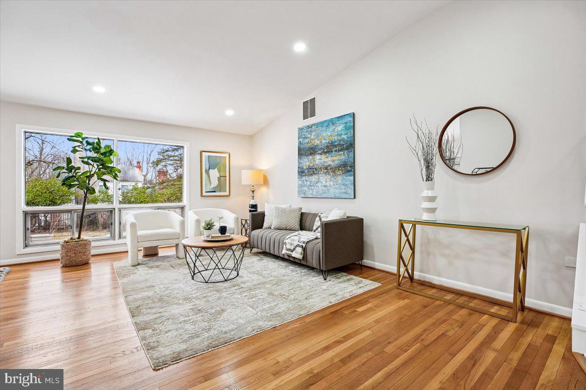 11505 MONTICELLO AVENUE