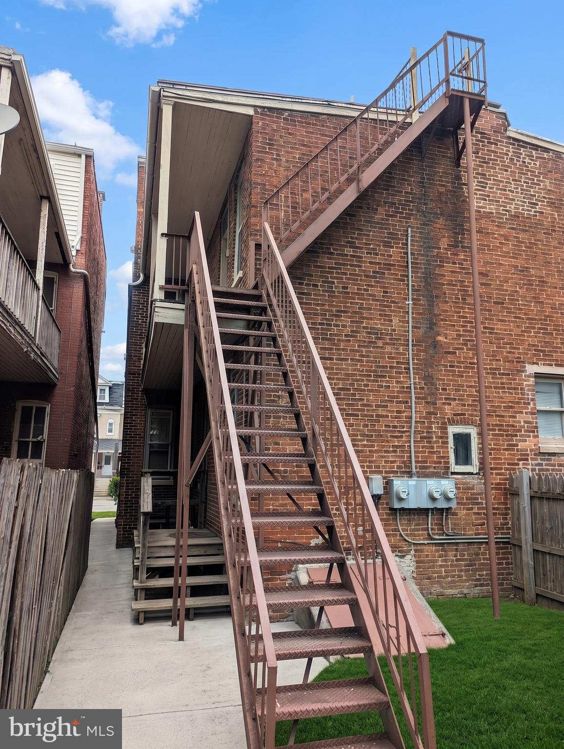 YORK CITY - Residential Income
