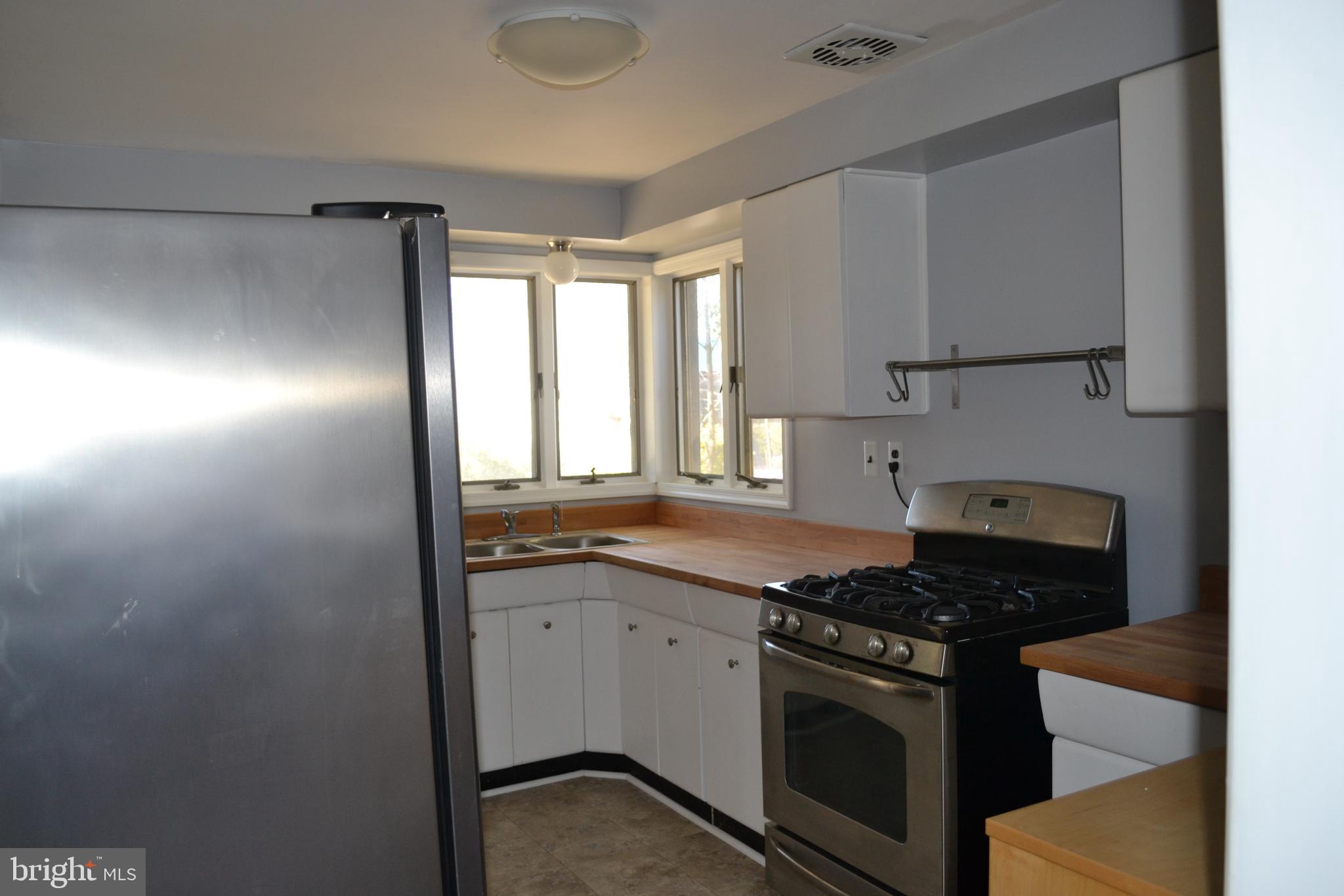 GERARD PLAZA - Residential