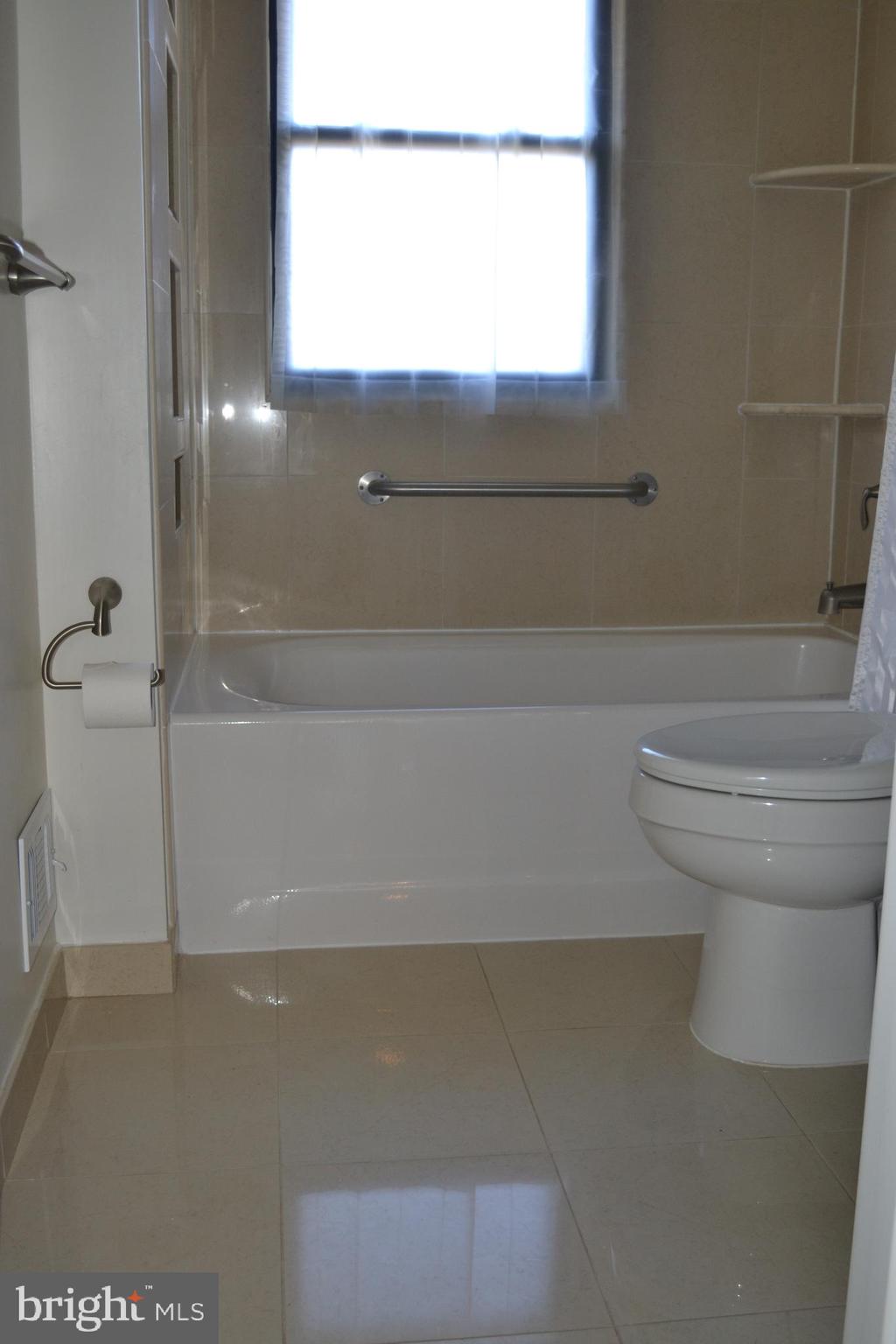 GERARD PLAZA - Residential