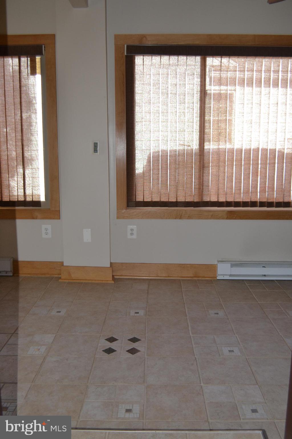 GERARD PLAZA - Residential