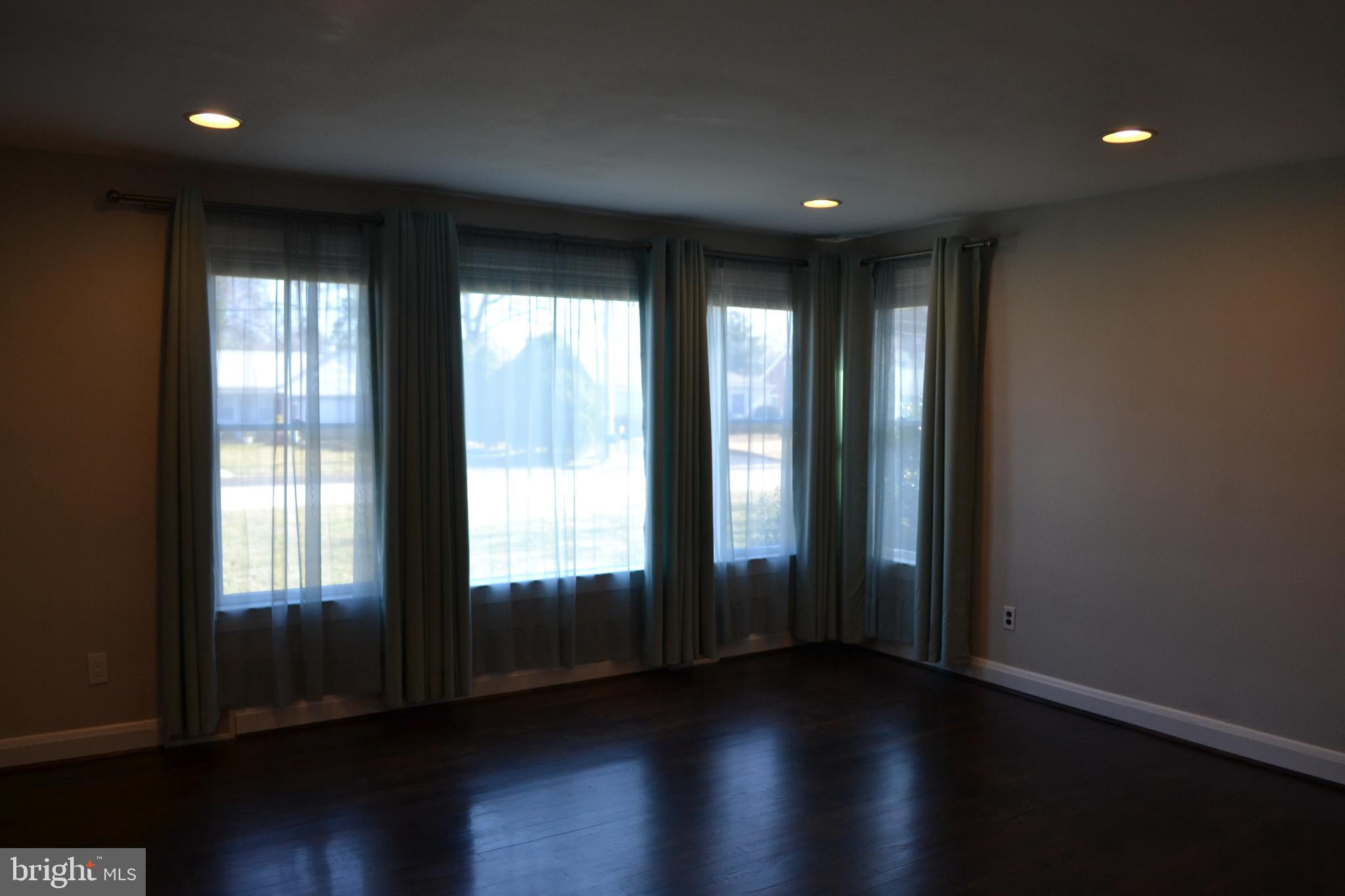 GERARD PLAZA - Residential