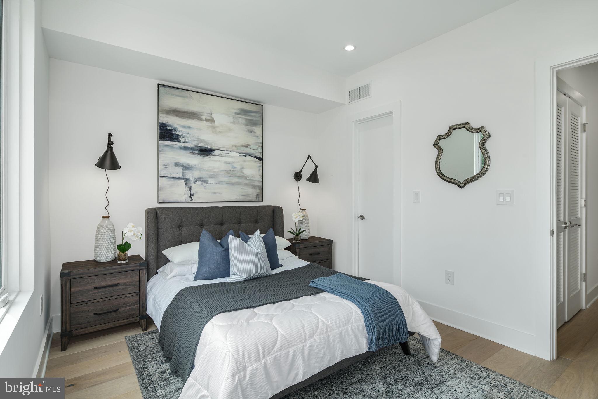 OLD CITY - Residential