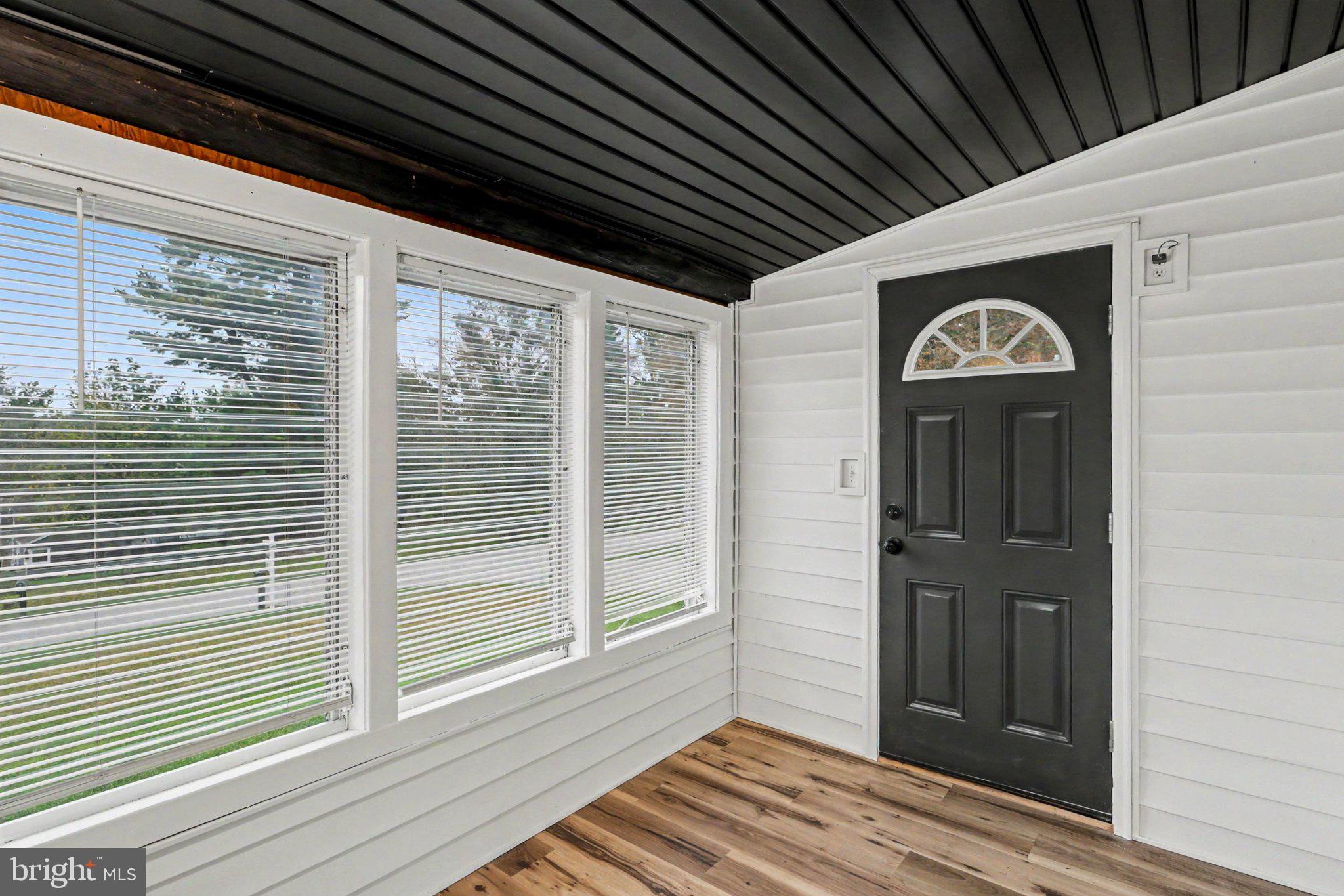 2178 LOG CABIN ROAD