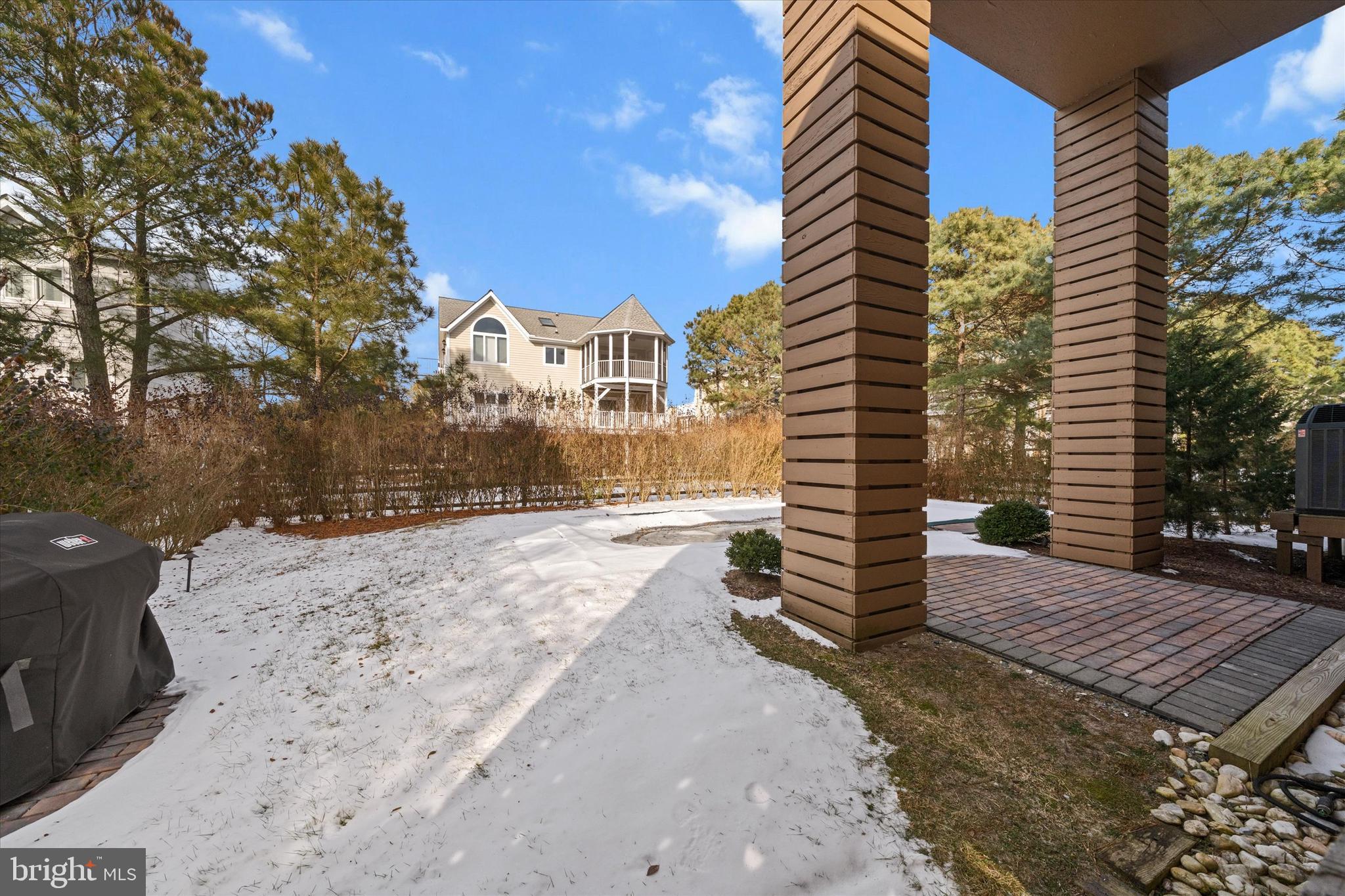 BREAKWATER BEACH - Residential