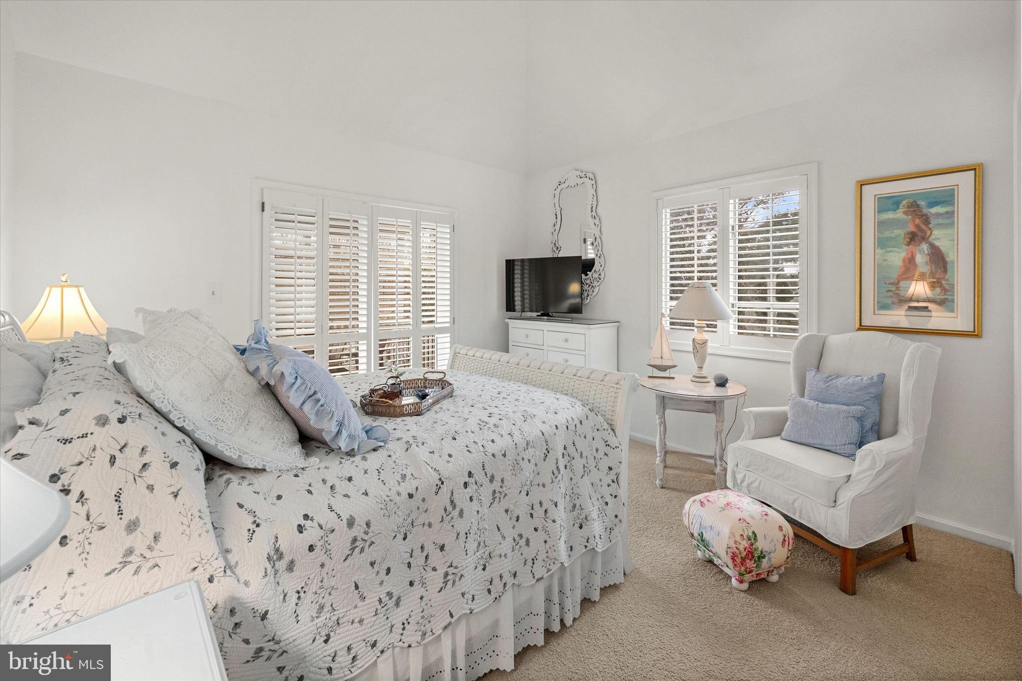 BREAKWATER BEACH - Residential