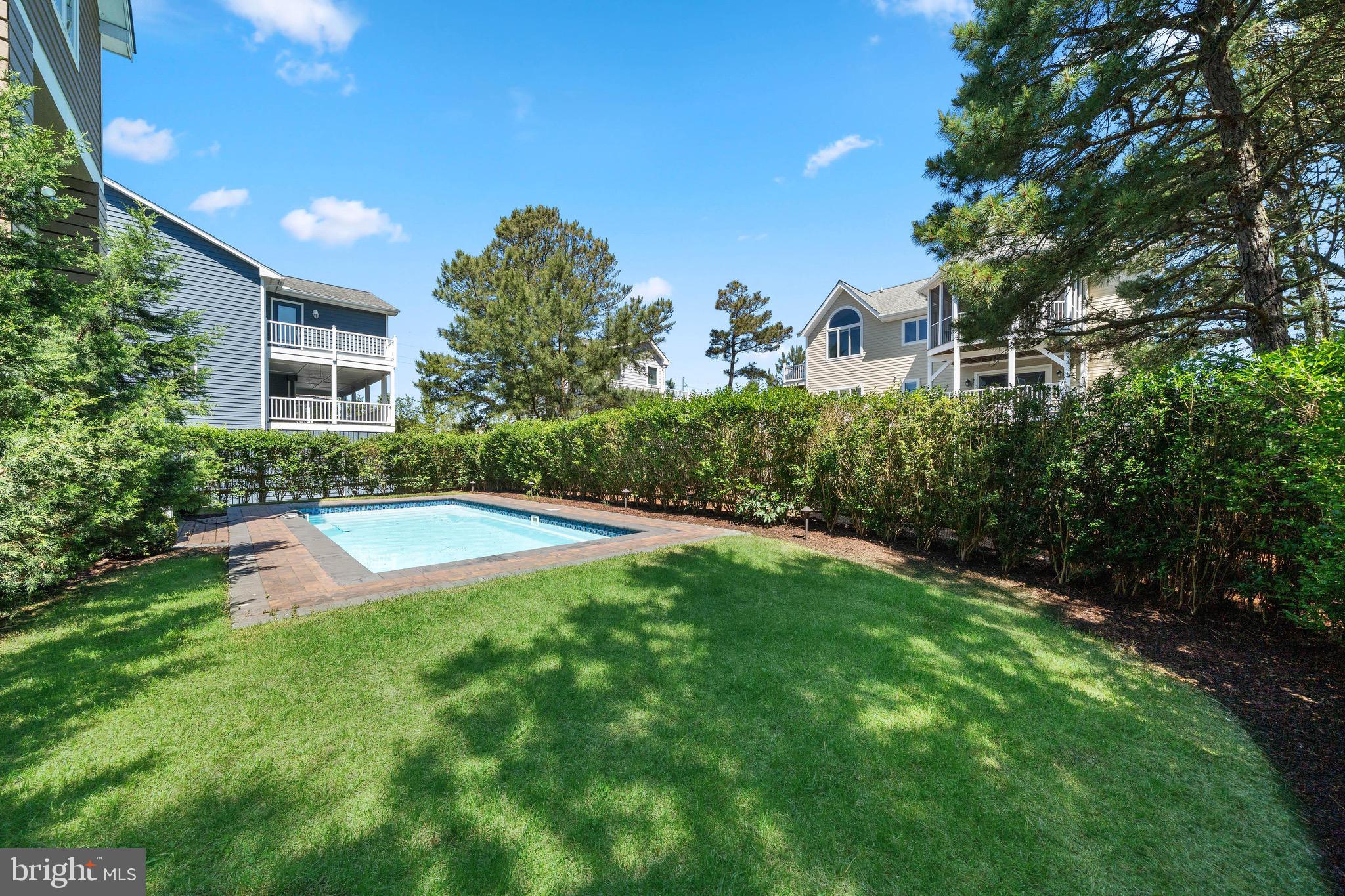 39598 ALICIA COURT