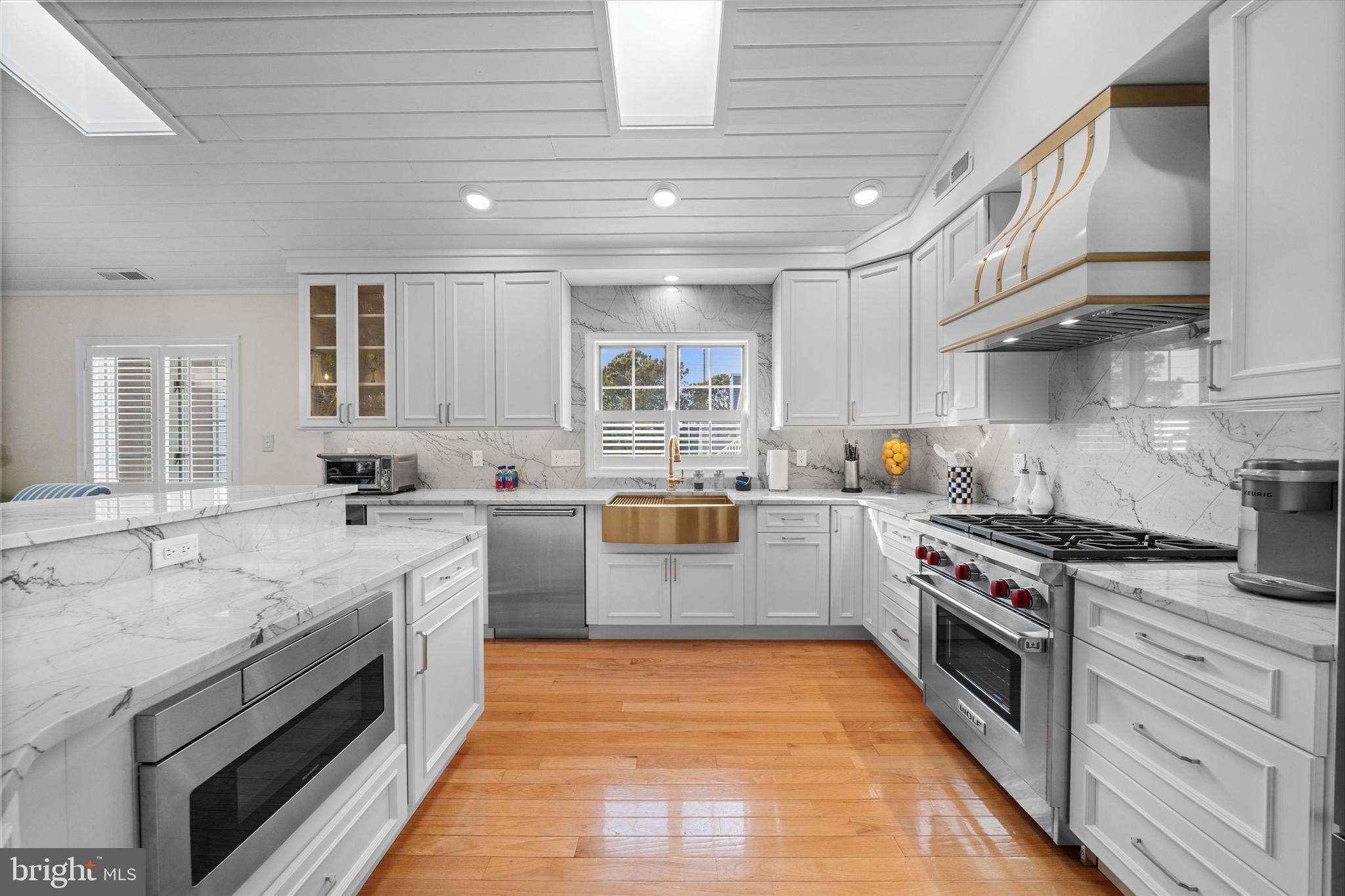 BREAKWATER BEACH - Residential