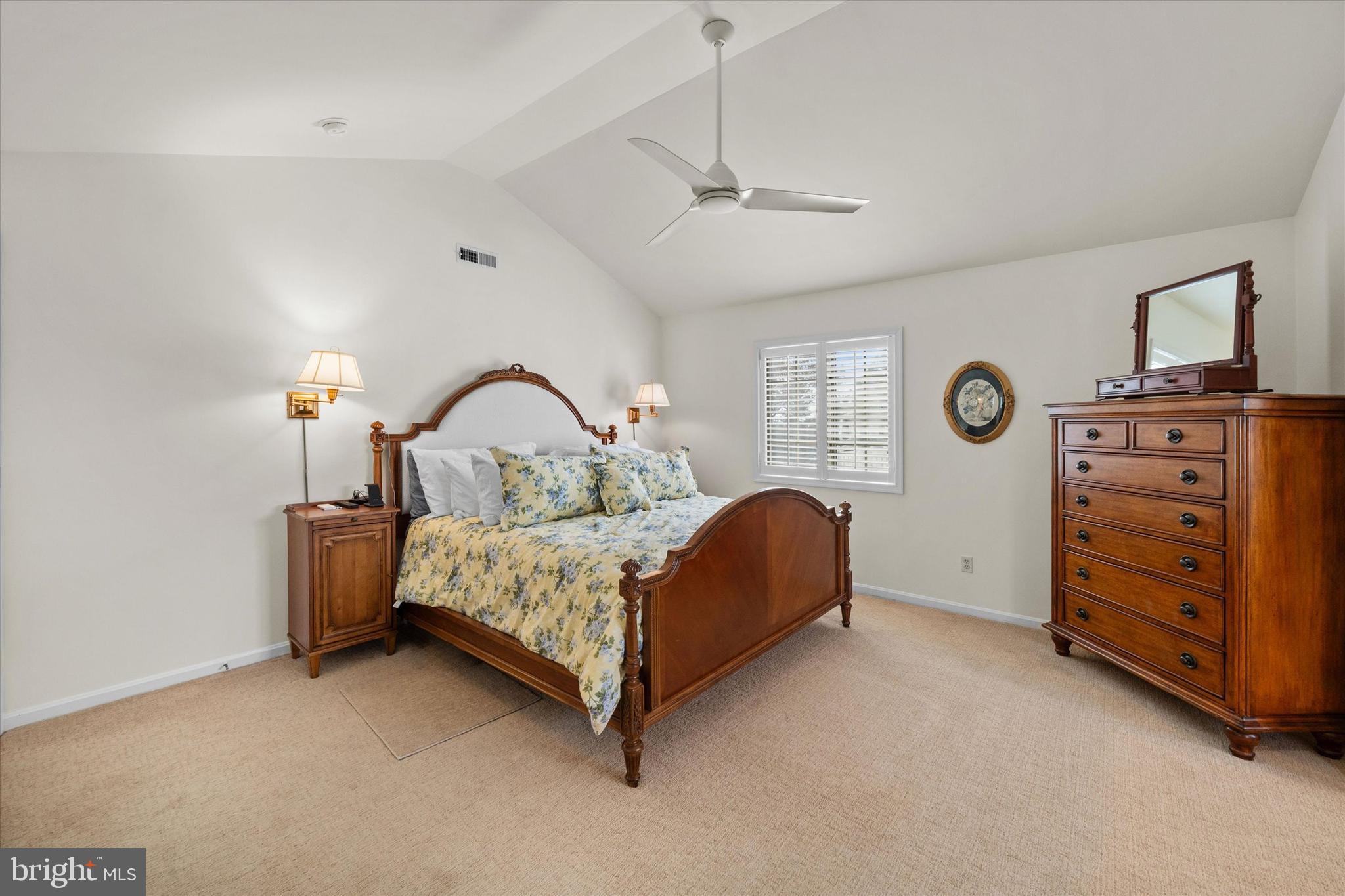 BREAKWATER BEACH - Residential