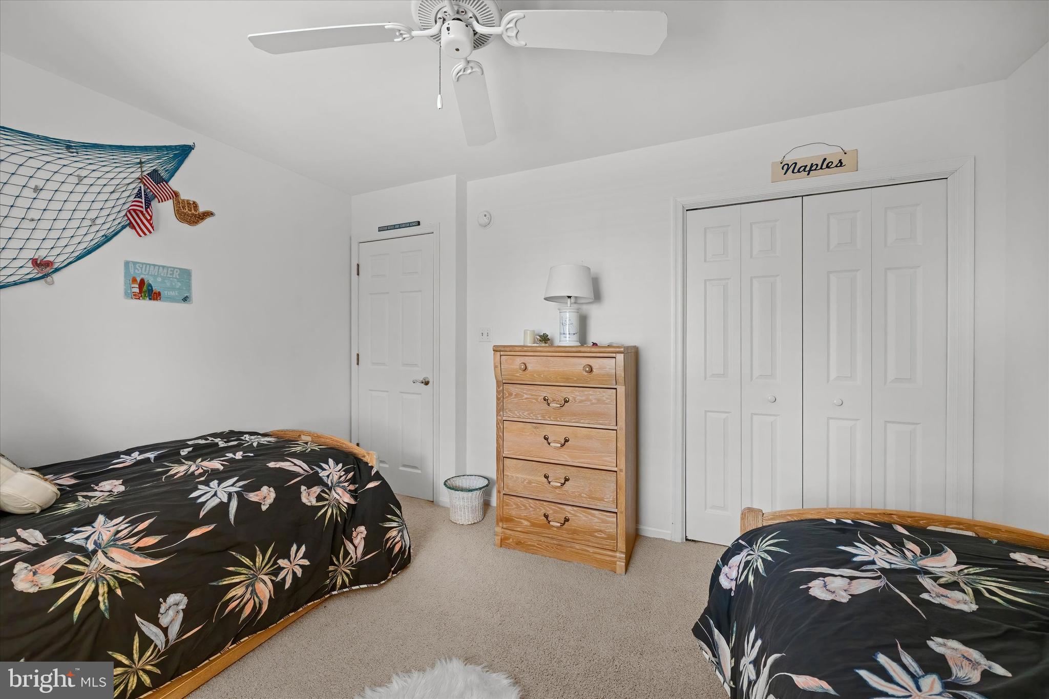 BREAKWATER BEACH - Residential