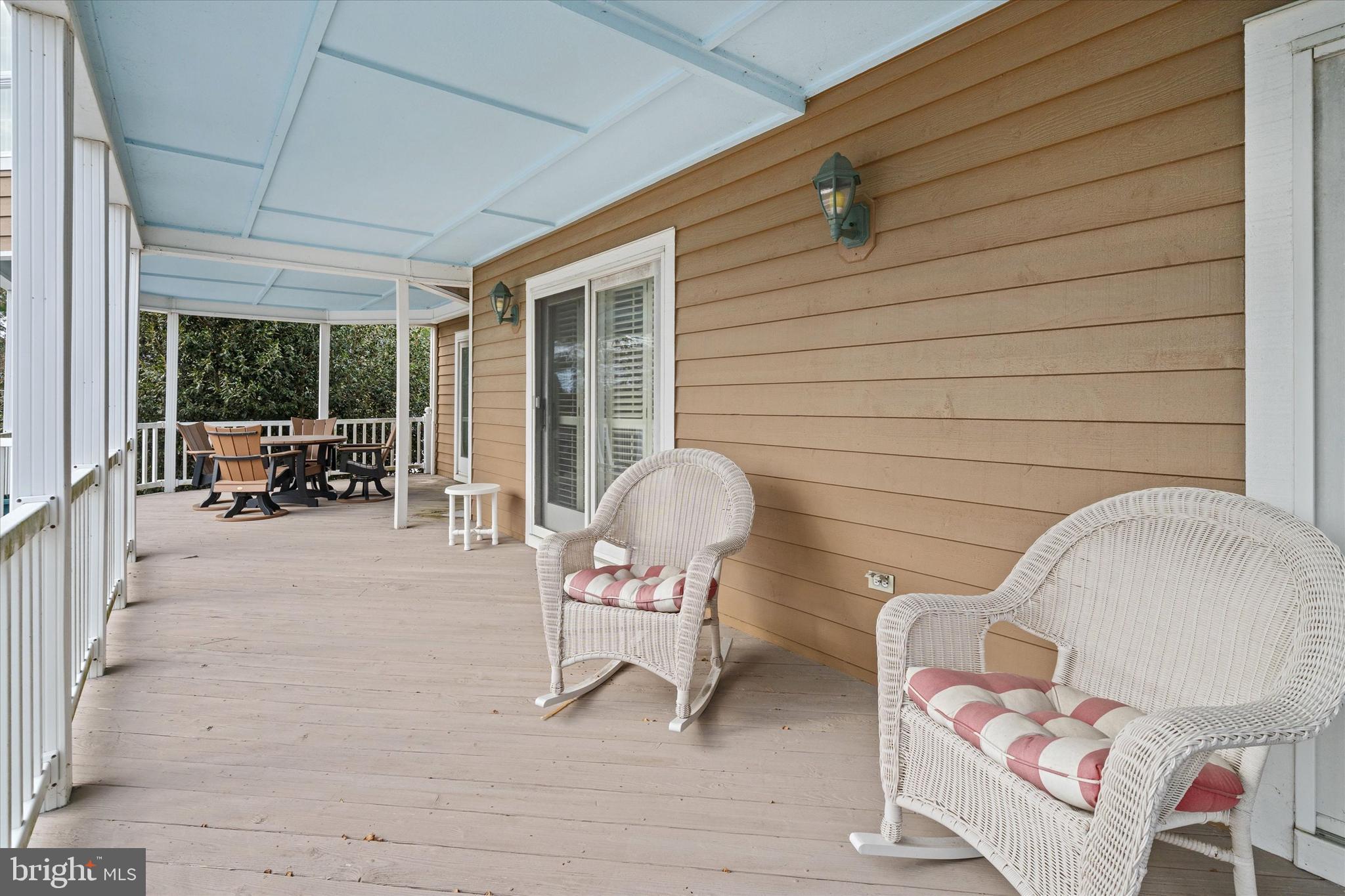 BREAKWATER BEACH - Residential