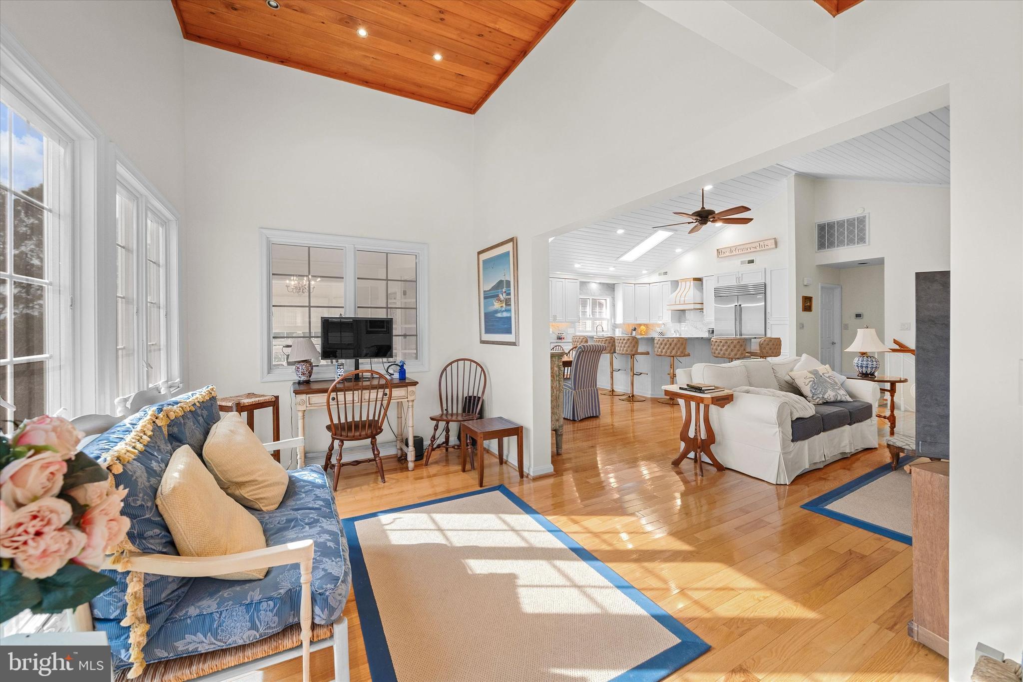 BREAKWATER BEACH - Residential