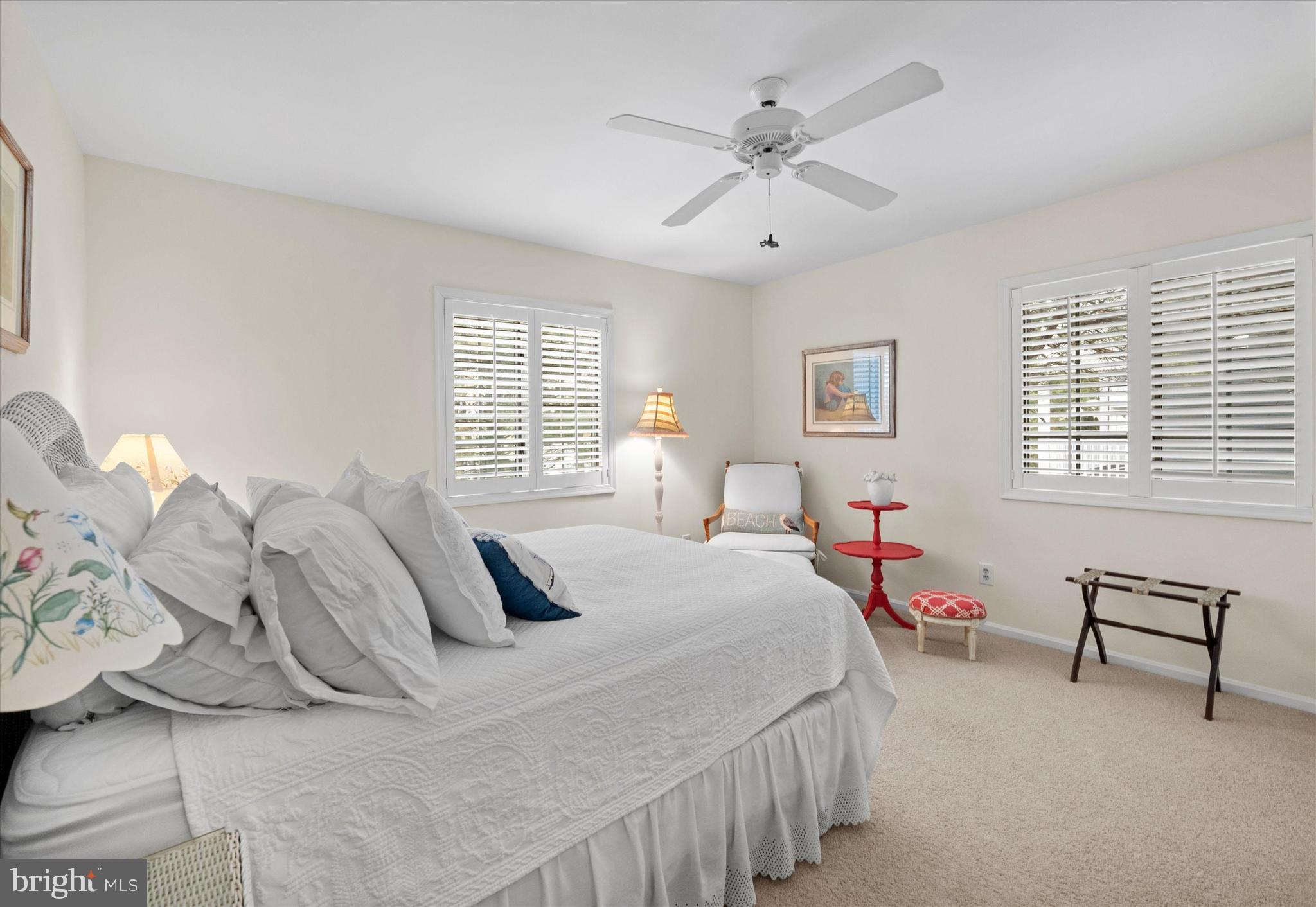 BREAKWATER BEACH - Residential