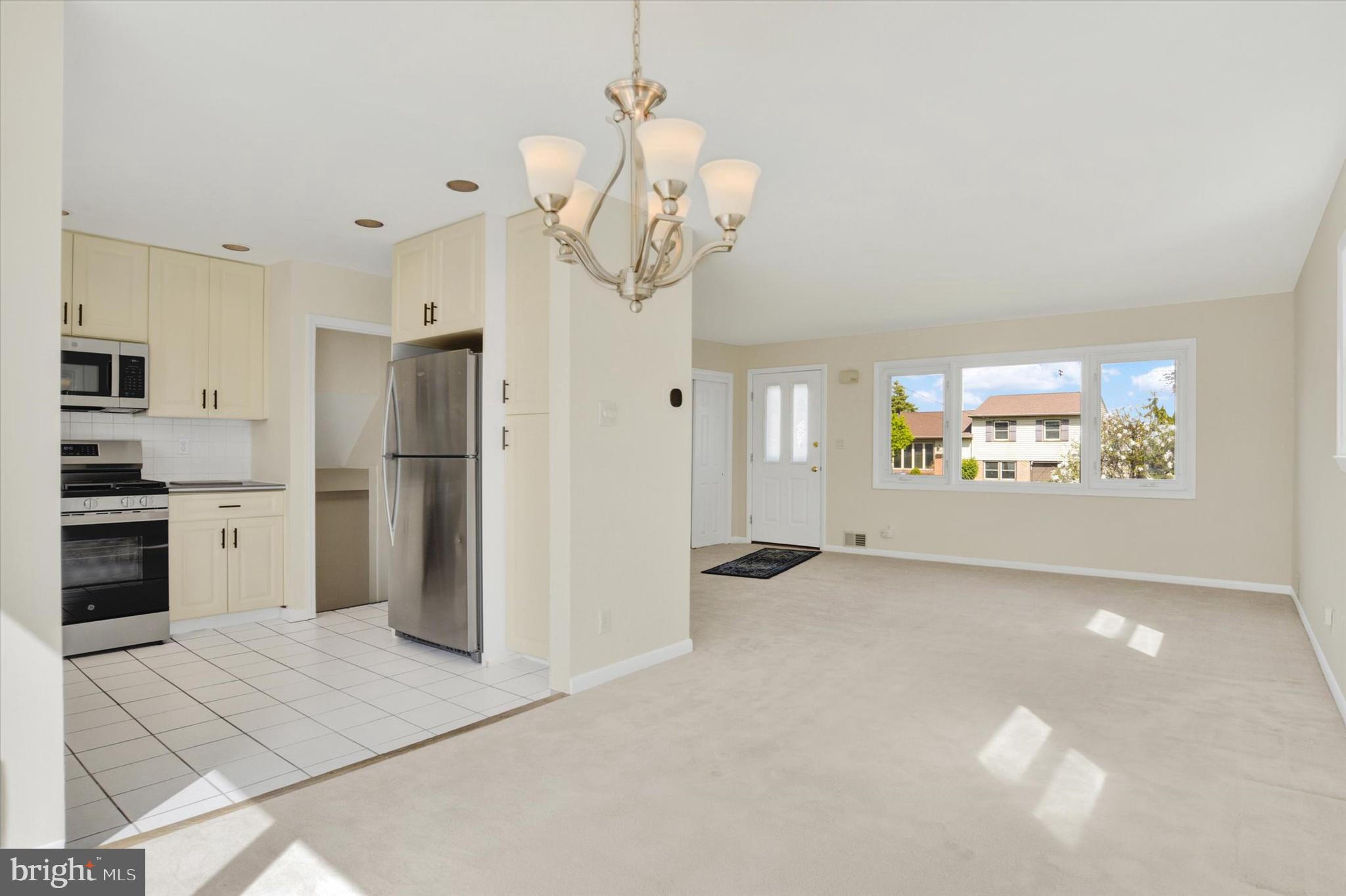 WYNNEWOOD PARK - Residential