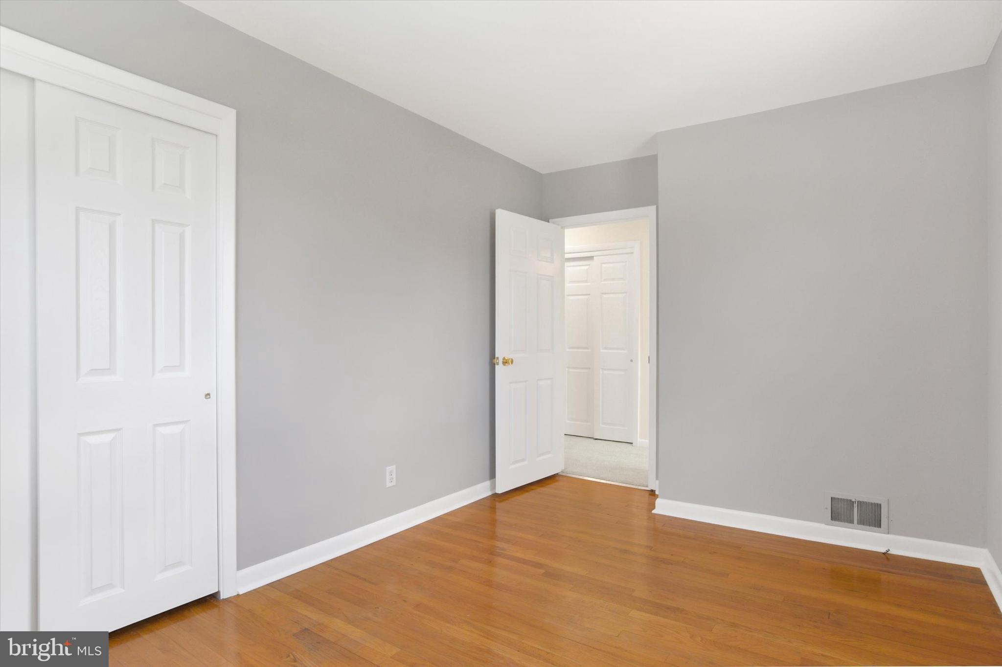 WYNNEWOOD PARK - Residential