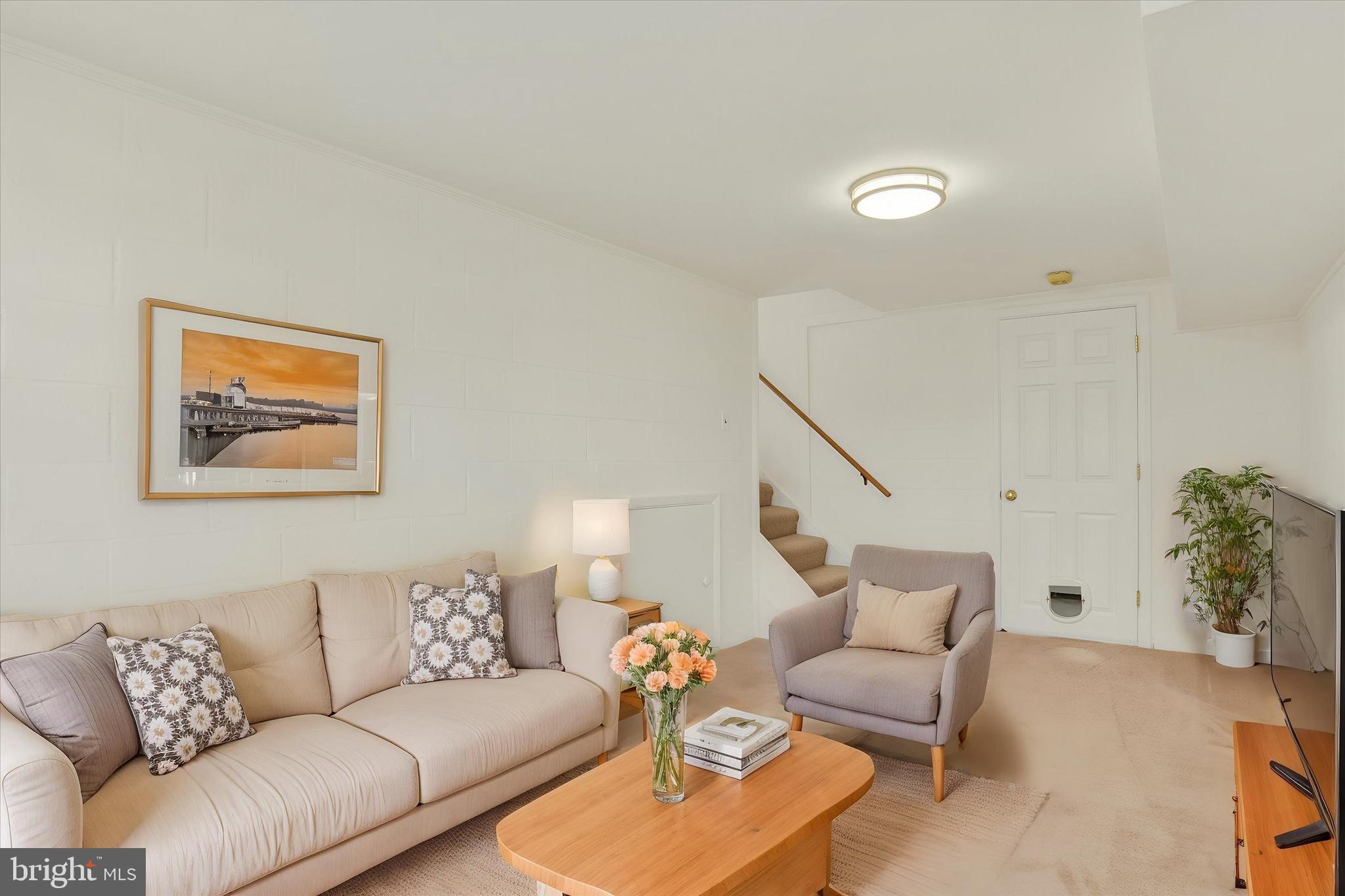 WYNNEWOOD PARK - Residential