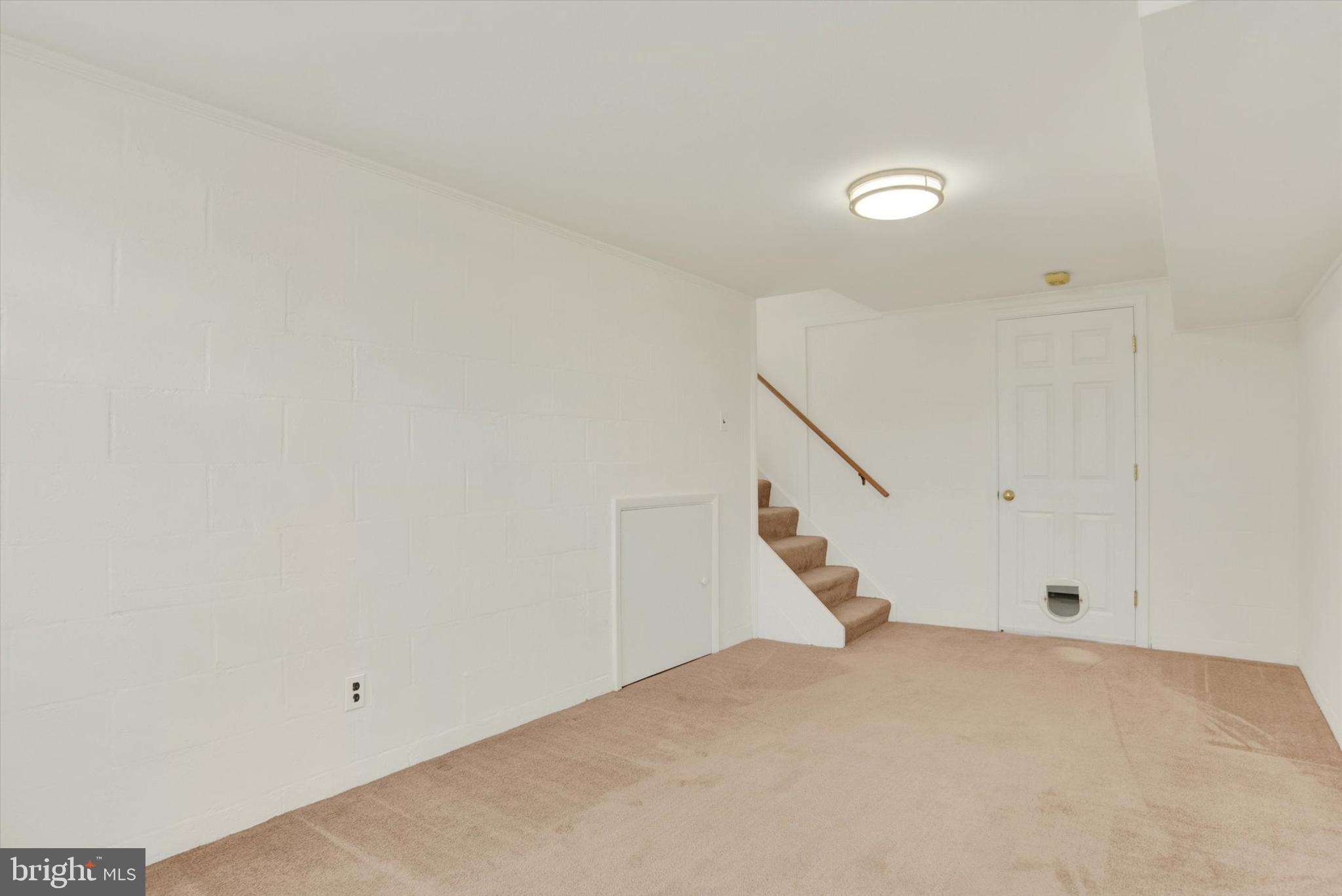 WYNNEWOOD PARK - Residential