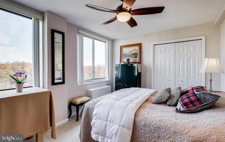 RIVER TOWERS - Residential Lease