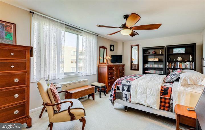 RIVER TOWERS - Residential Lease