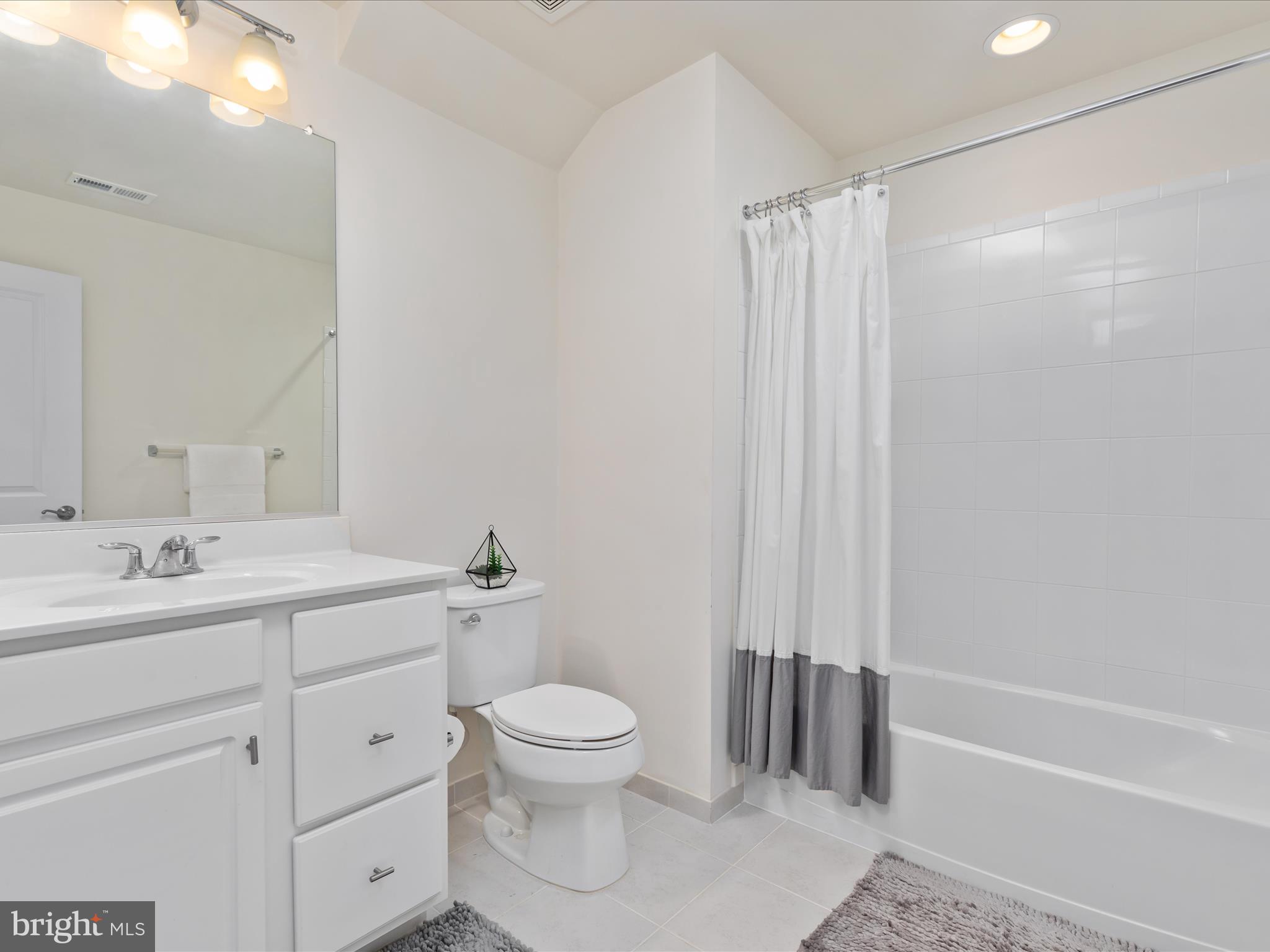 WILLOWSFORD AT THE GRANGE - Residential