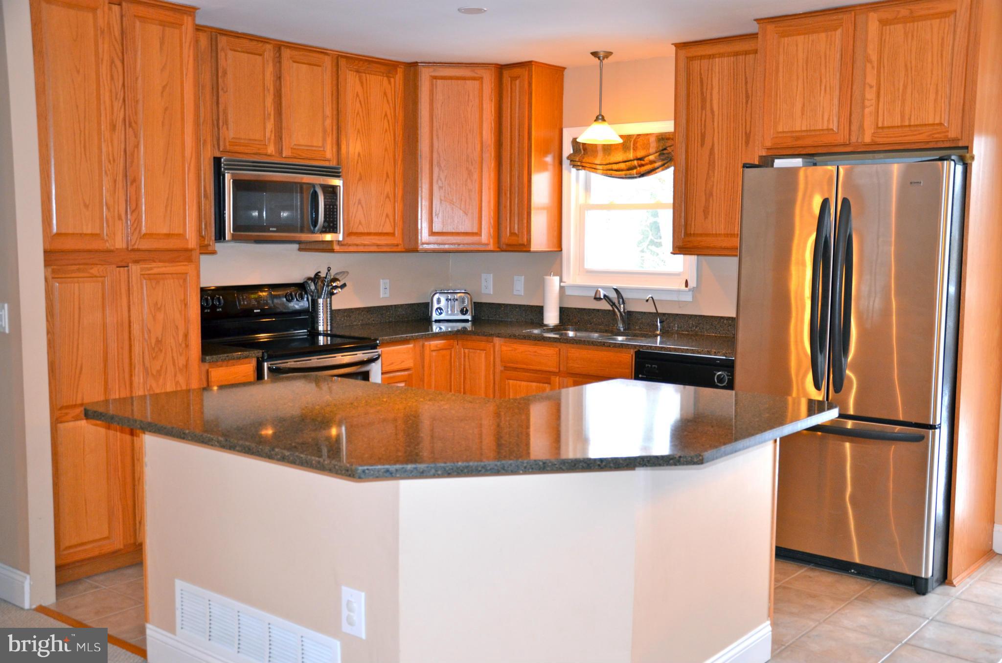 SUNRISE BEACH - Residential