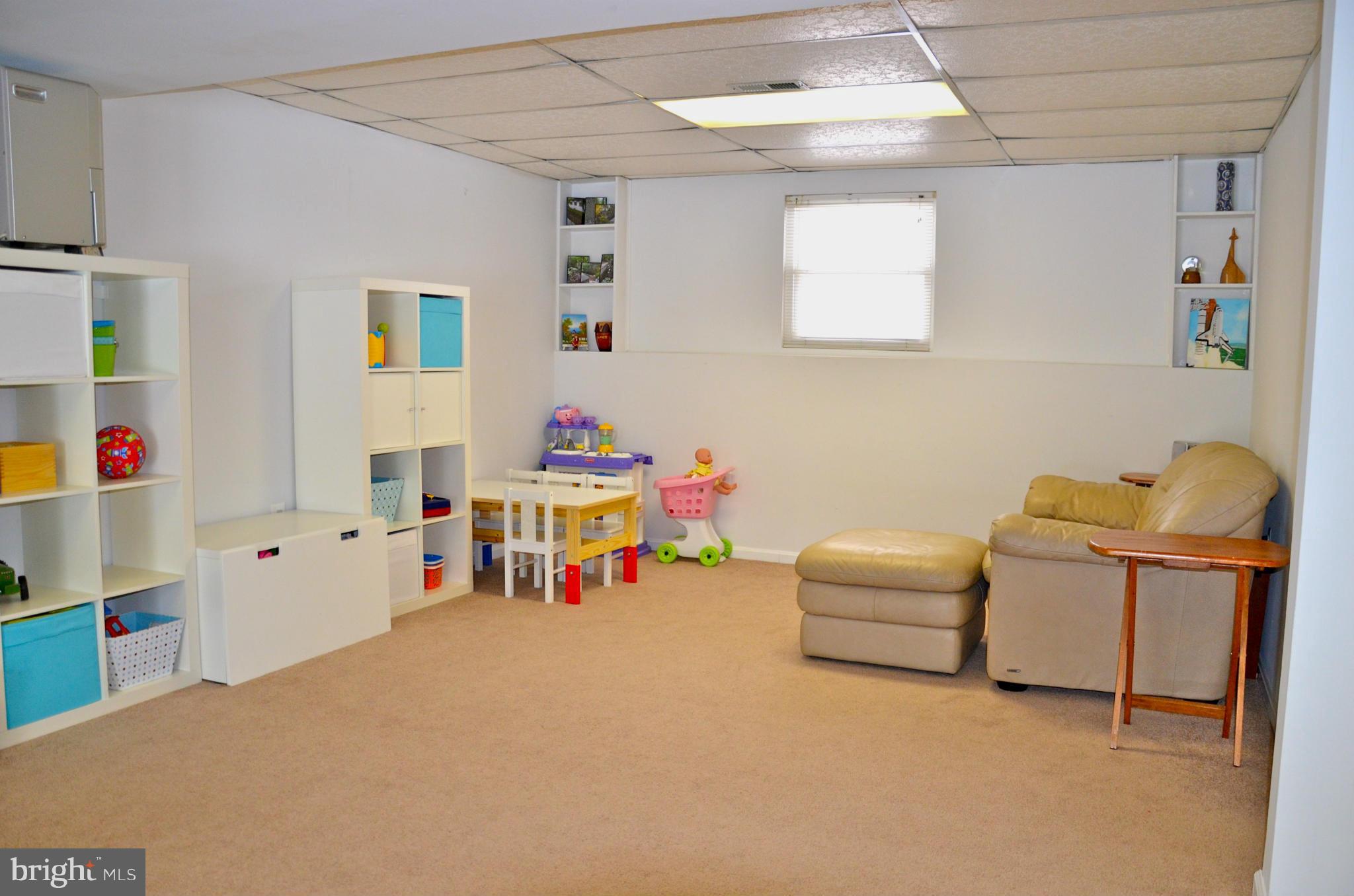 SUNRISE BEACH - Residential