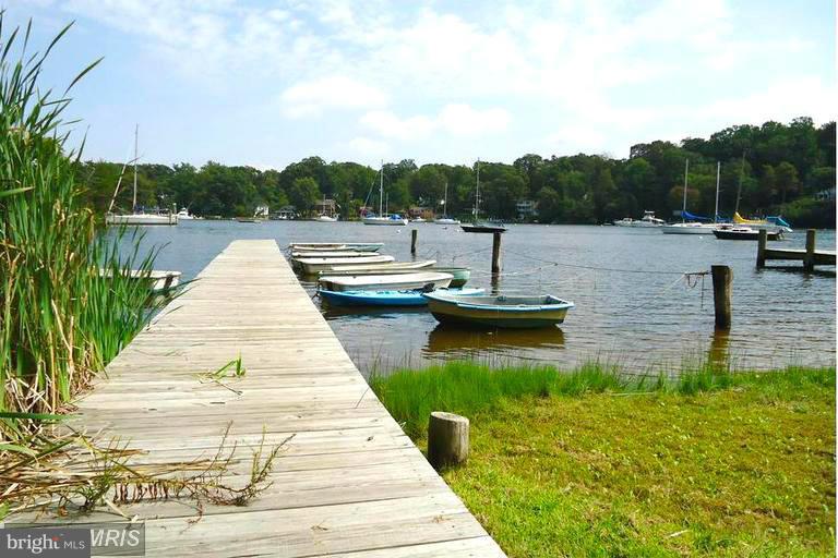 SUNRISE BEACH - Residential