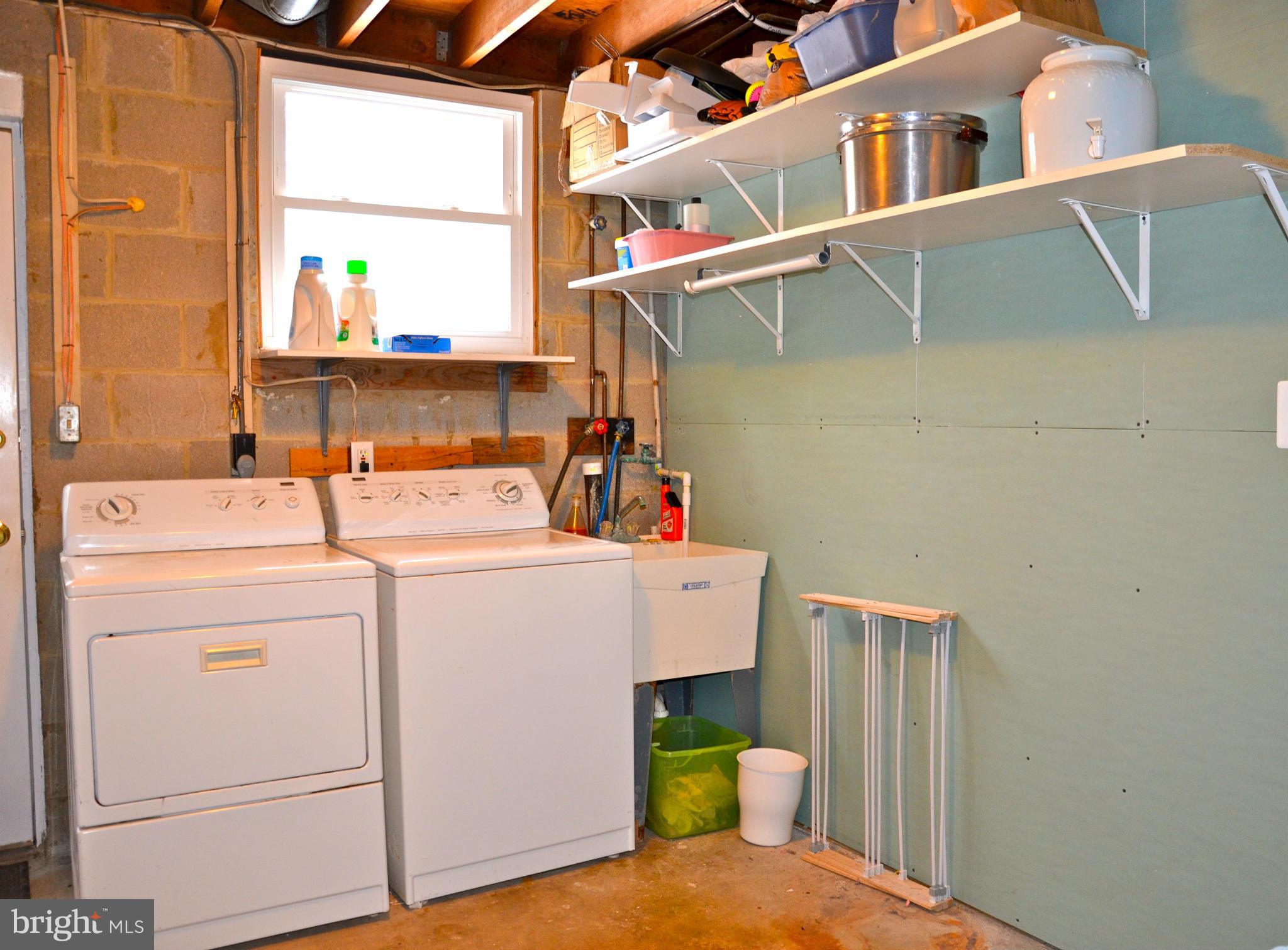 SUNRISE BEACH - Residential