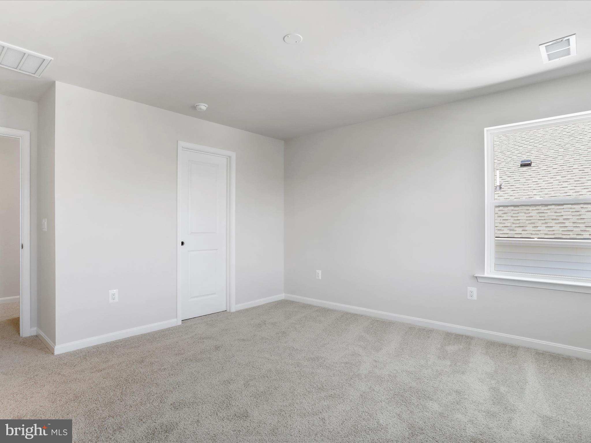 SEASONS AT MIDDLETOWN PLACE - Residential