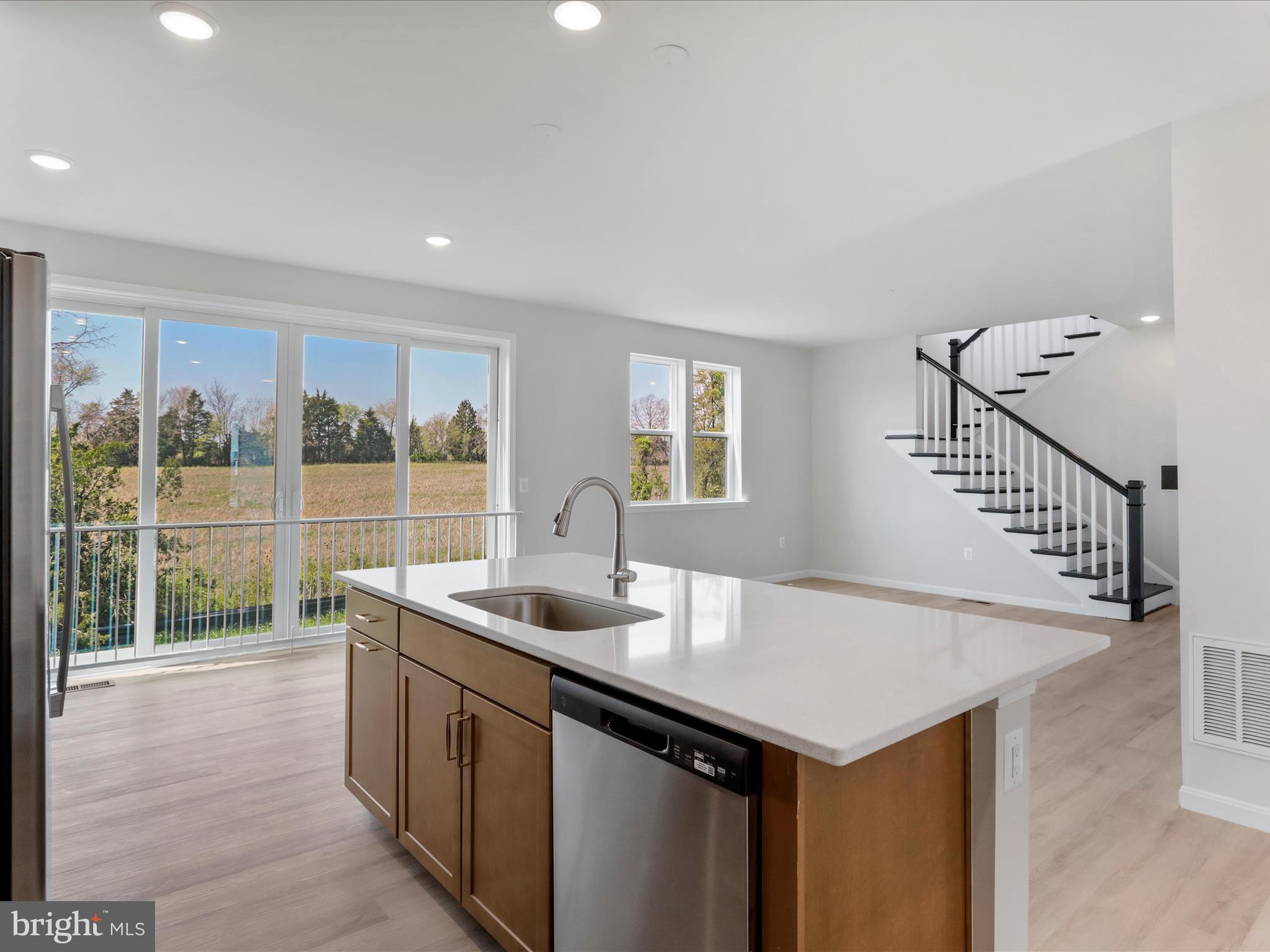 SEASONS AT MIDDLETOWN PLACE - Residential