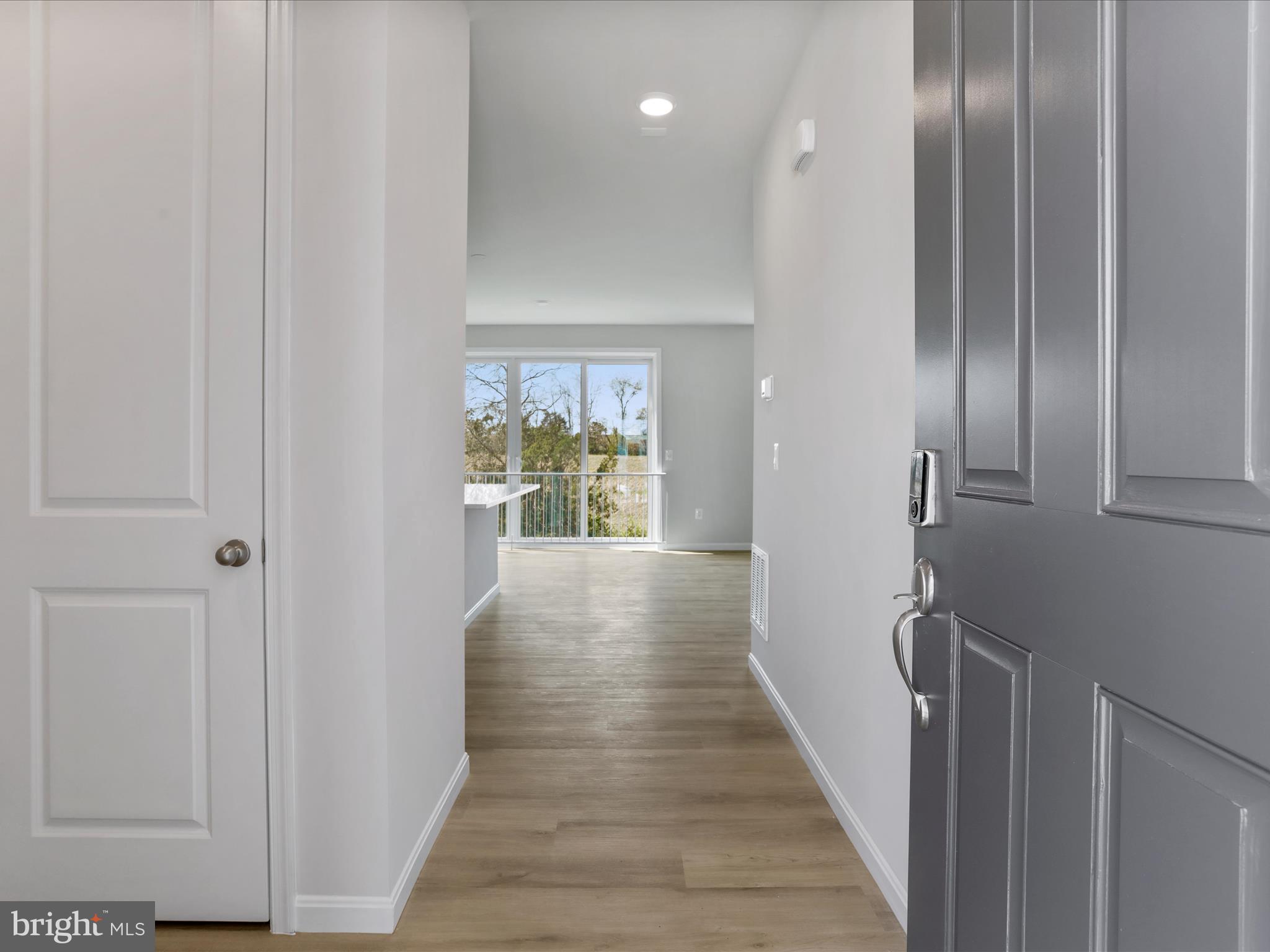 SEASONS AT MIDDLETOWN PLACE - Residential