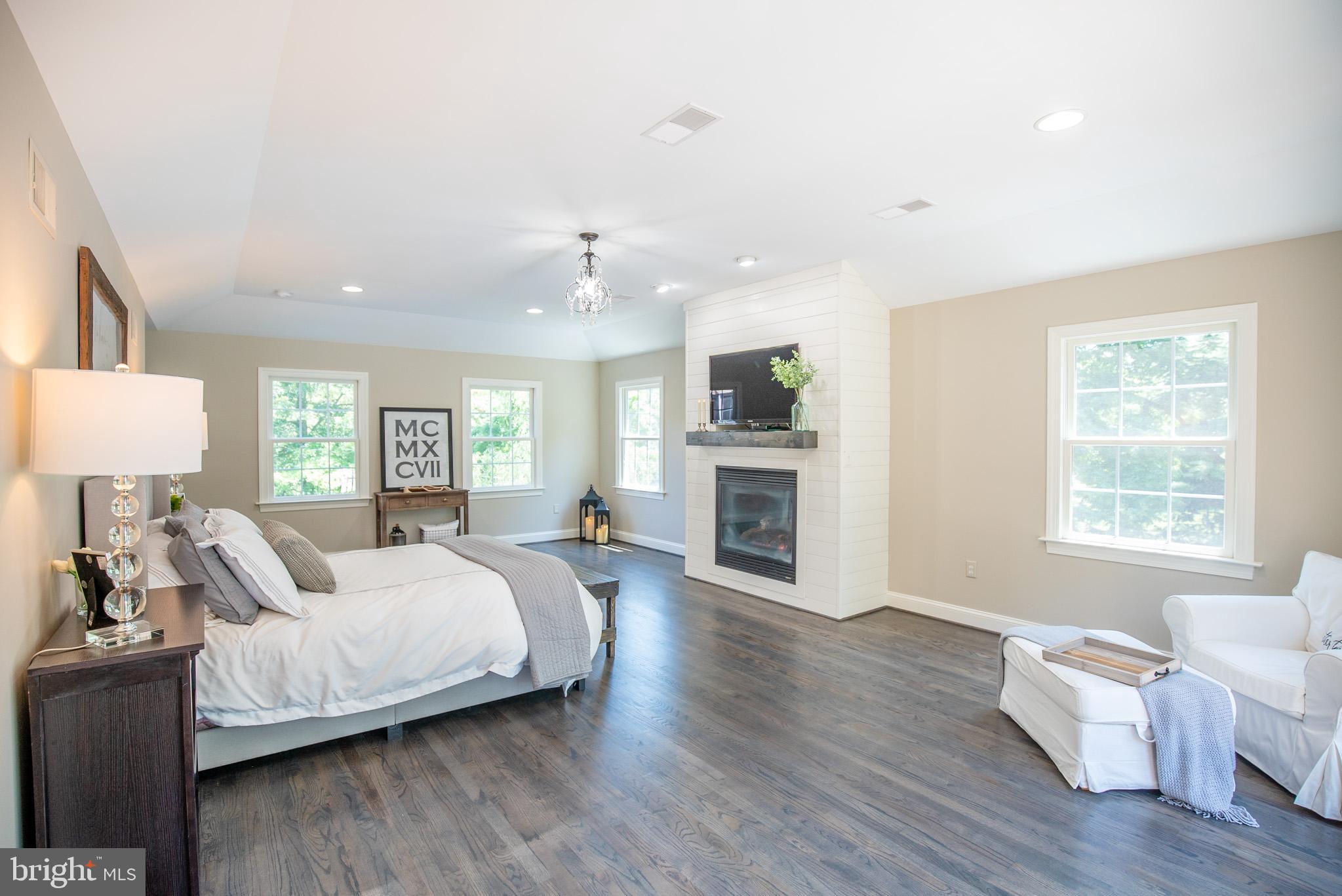 WHITE CLAY GLEN - Residential