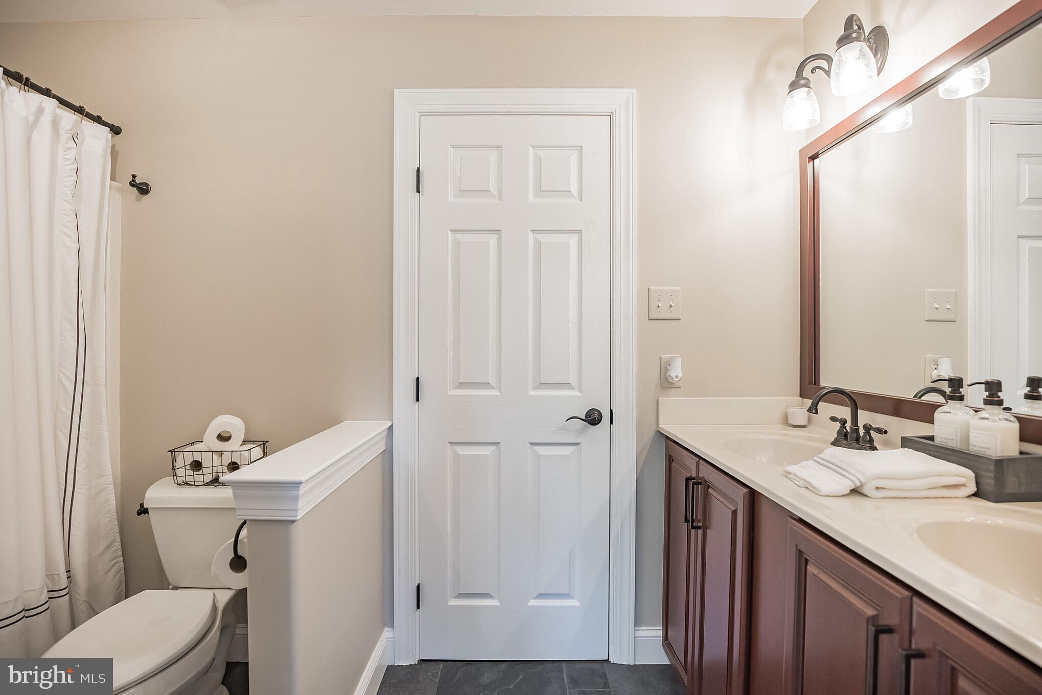 WHITE CLAY GLEN - Residential