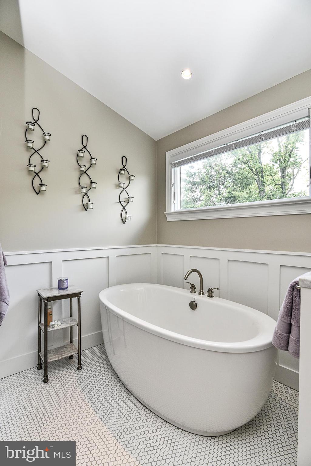 MINOR HILL - Residential