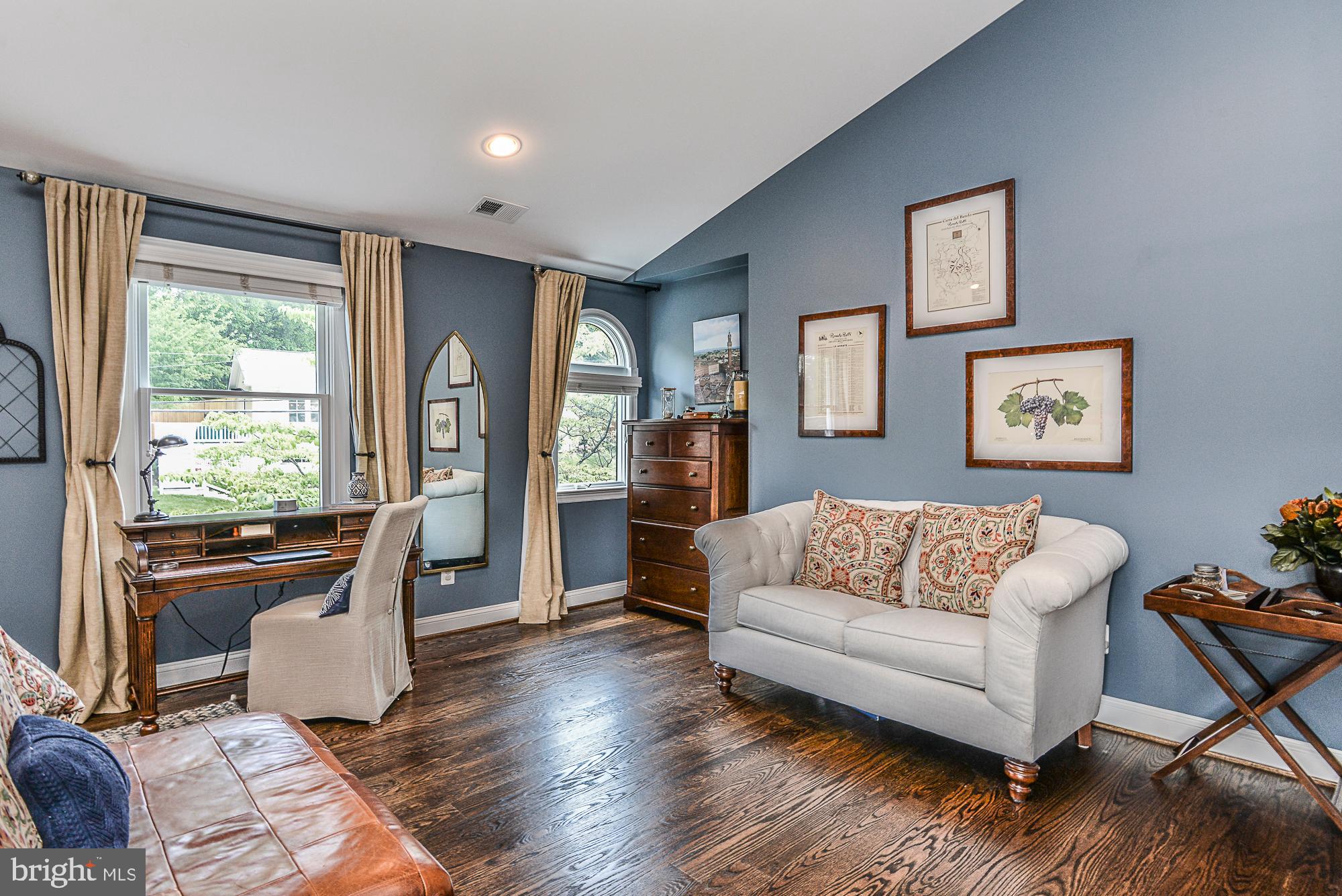 MINOR HILL - Residential