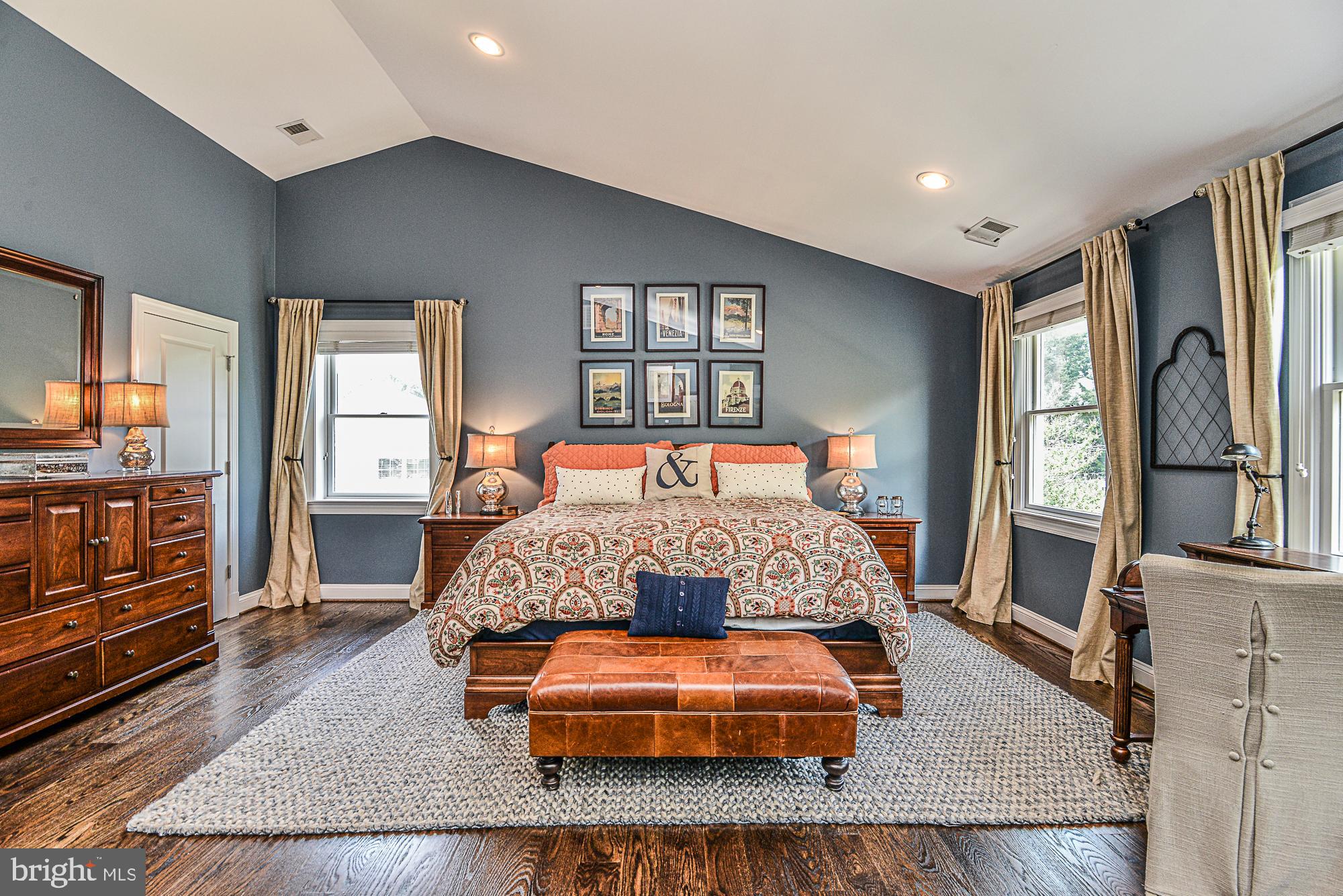 MINOR HILL - Residential