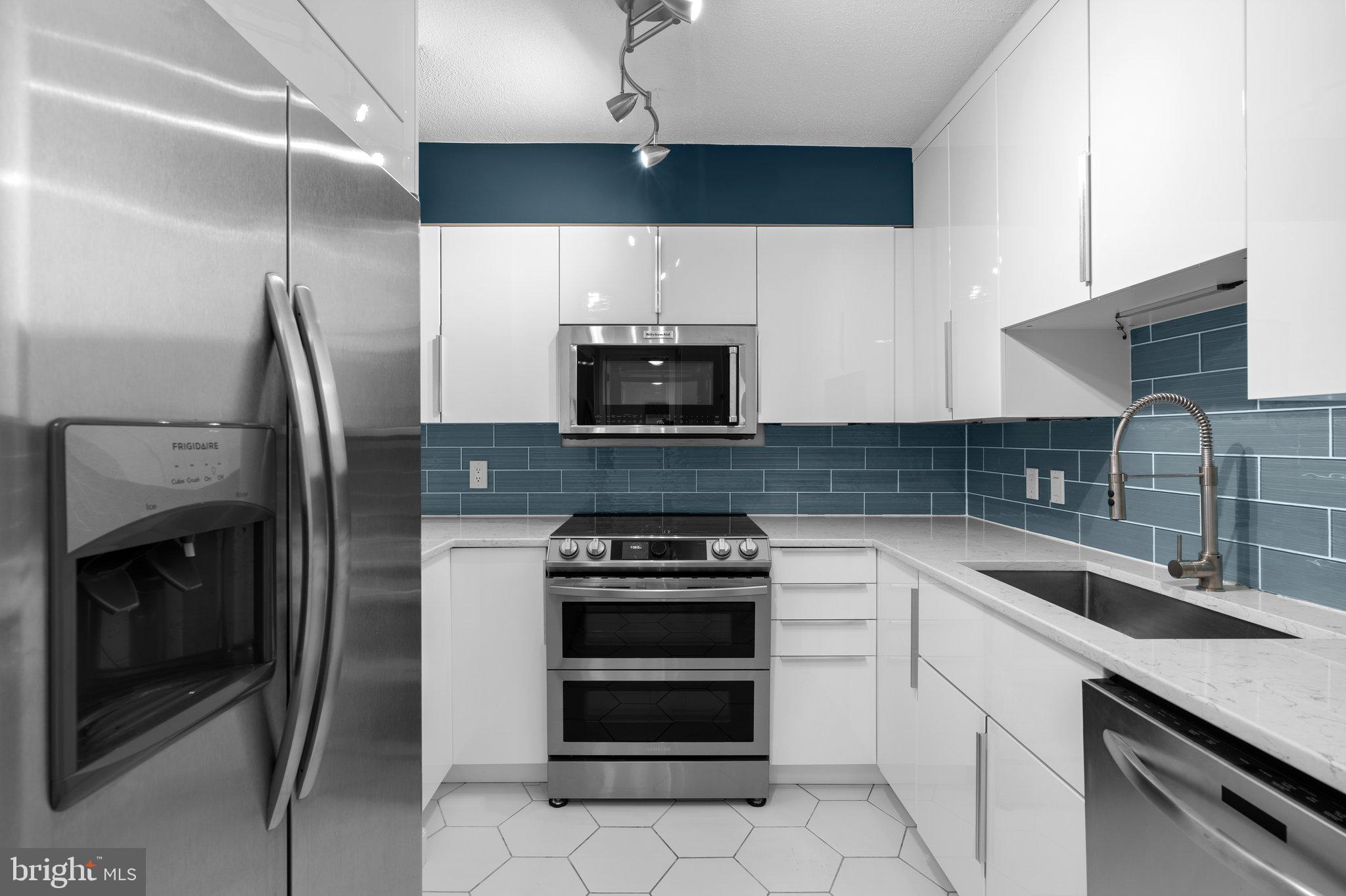 OBSERVATORY CIRCLE - Residential Lease