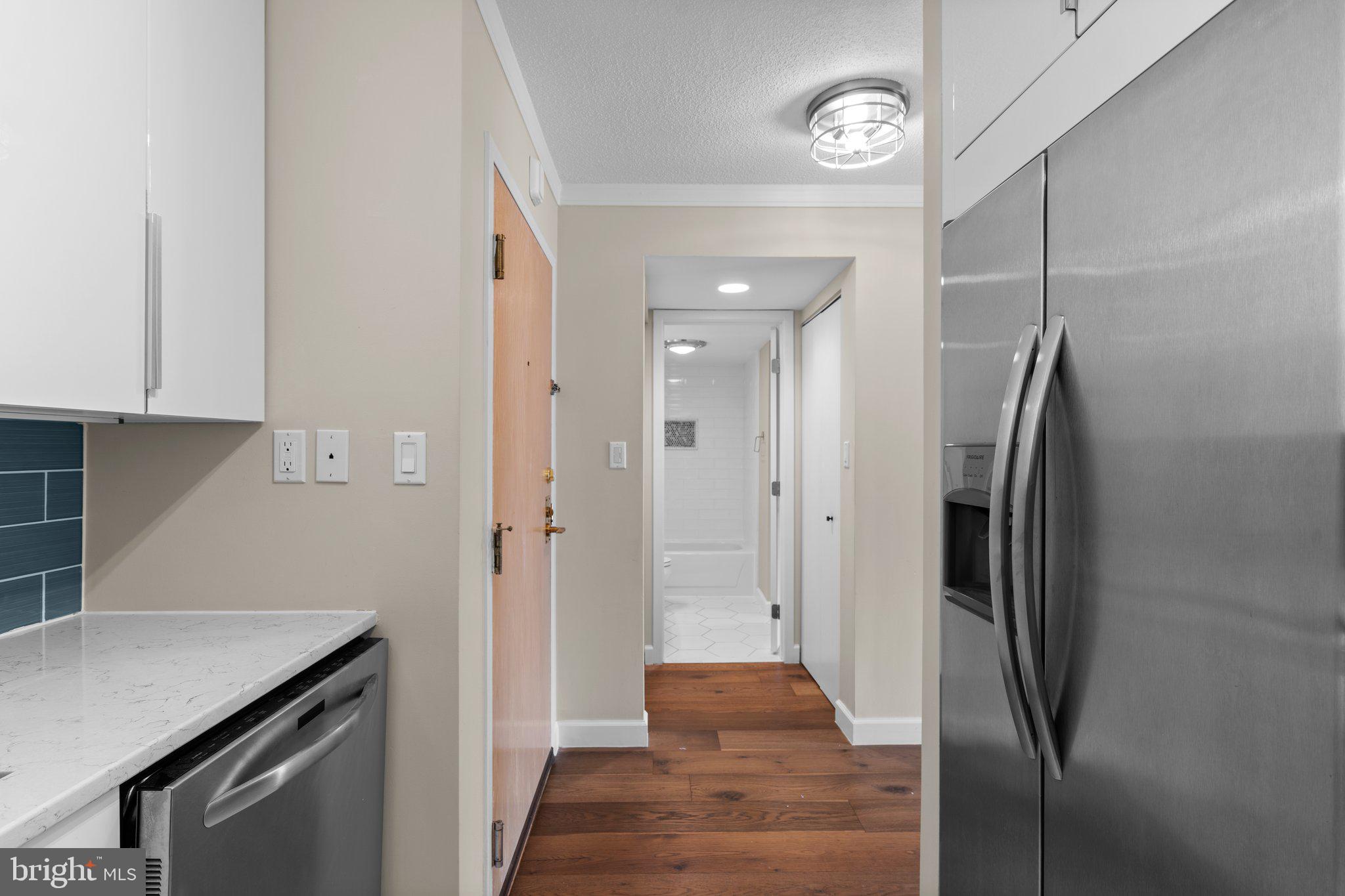 OBSERVATORY CIRCLE - Residential Lease