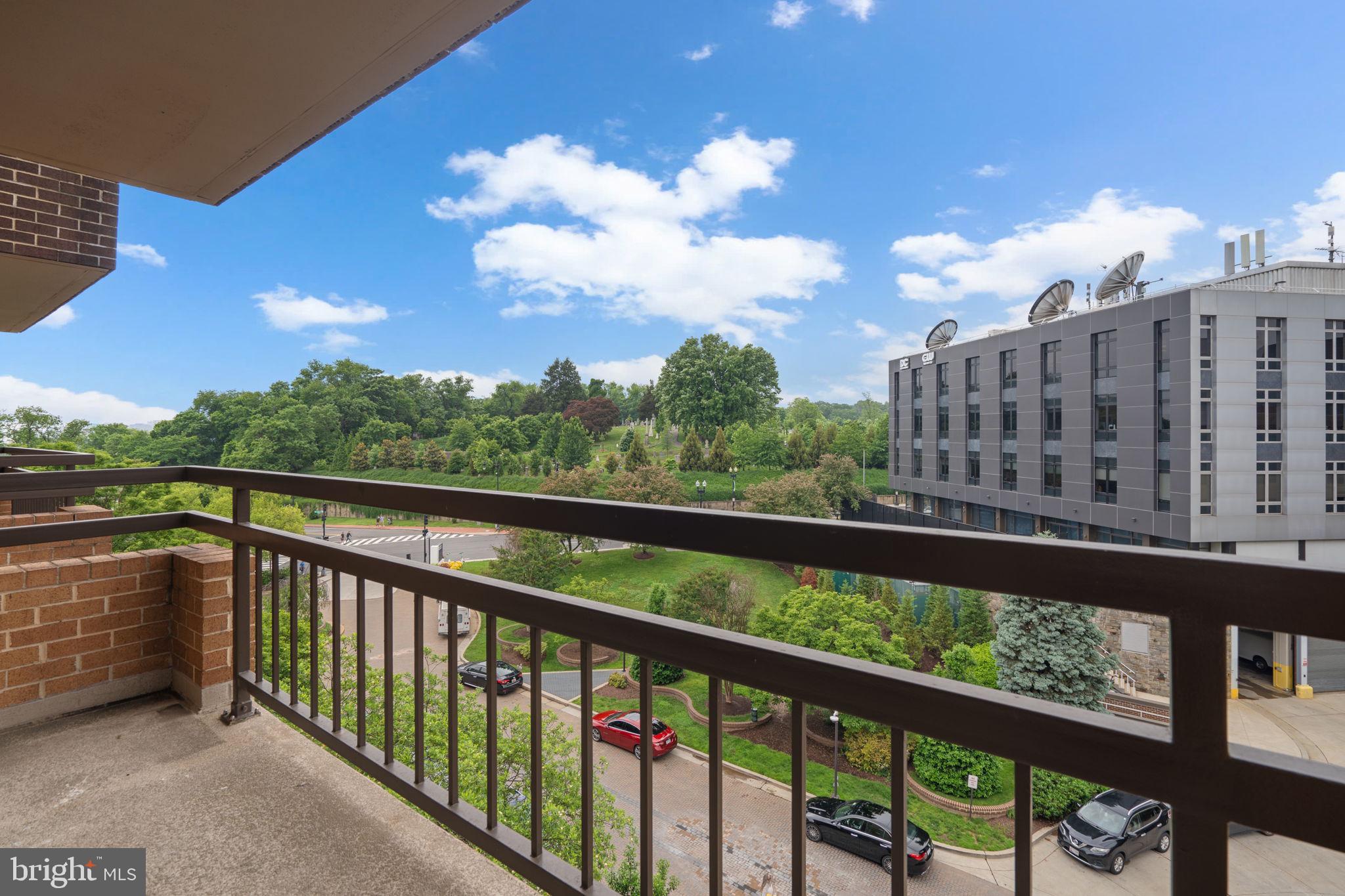 OBSERVATORY CIRCLE - Residential Lease