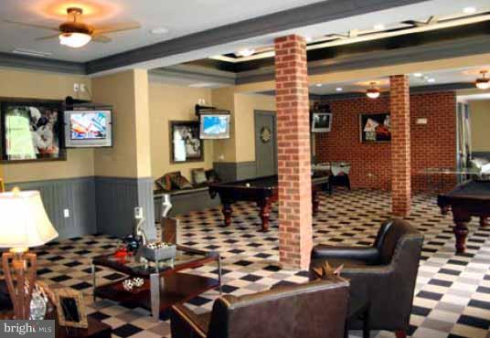 PARKSIDE AT EAGLE'S LANDING - Residential