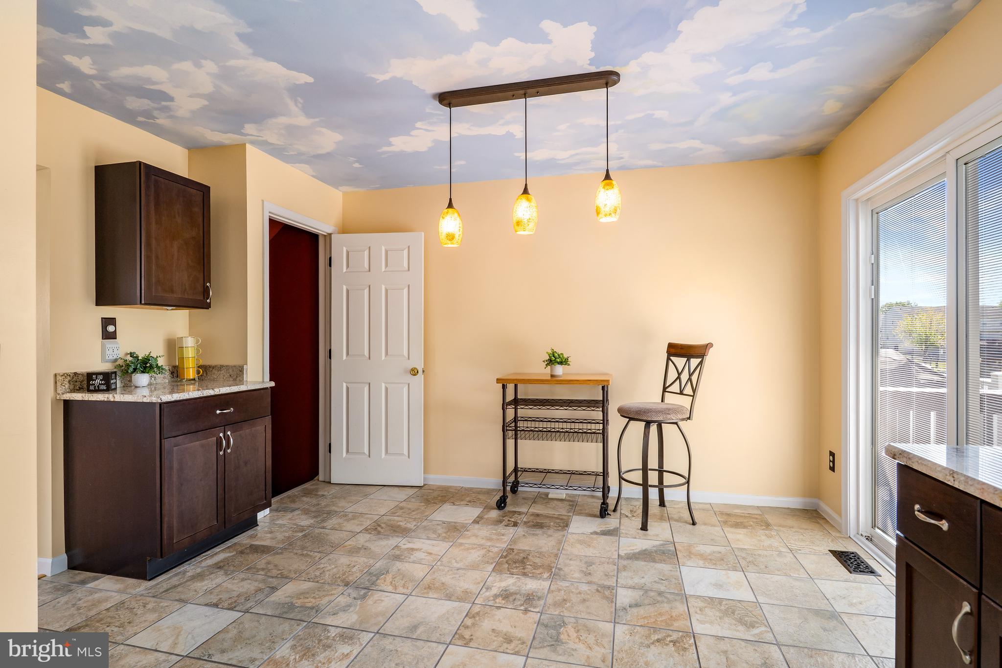 MIDDLETOWN VILLAGE - Residential