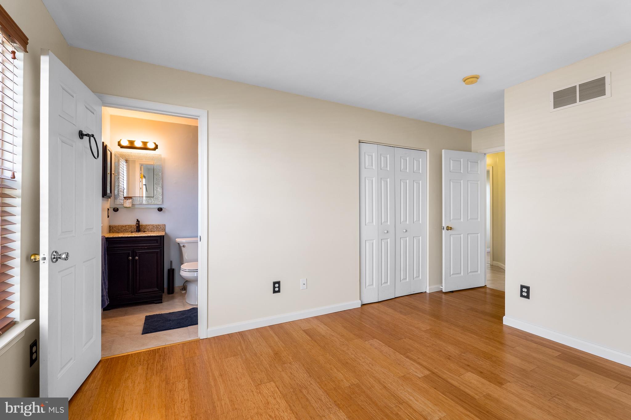 MIDDLETOWN VILLAGE - Residential