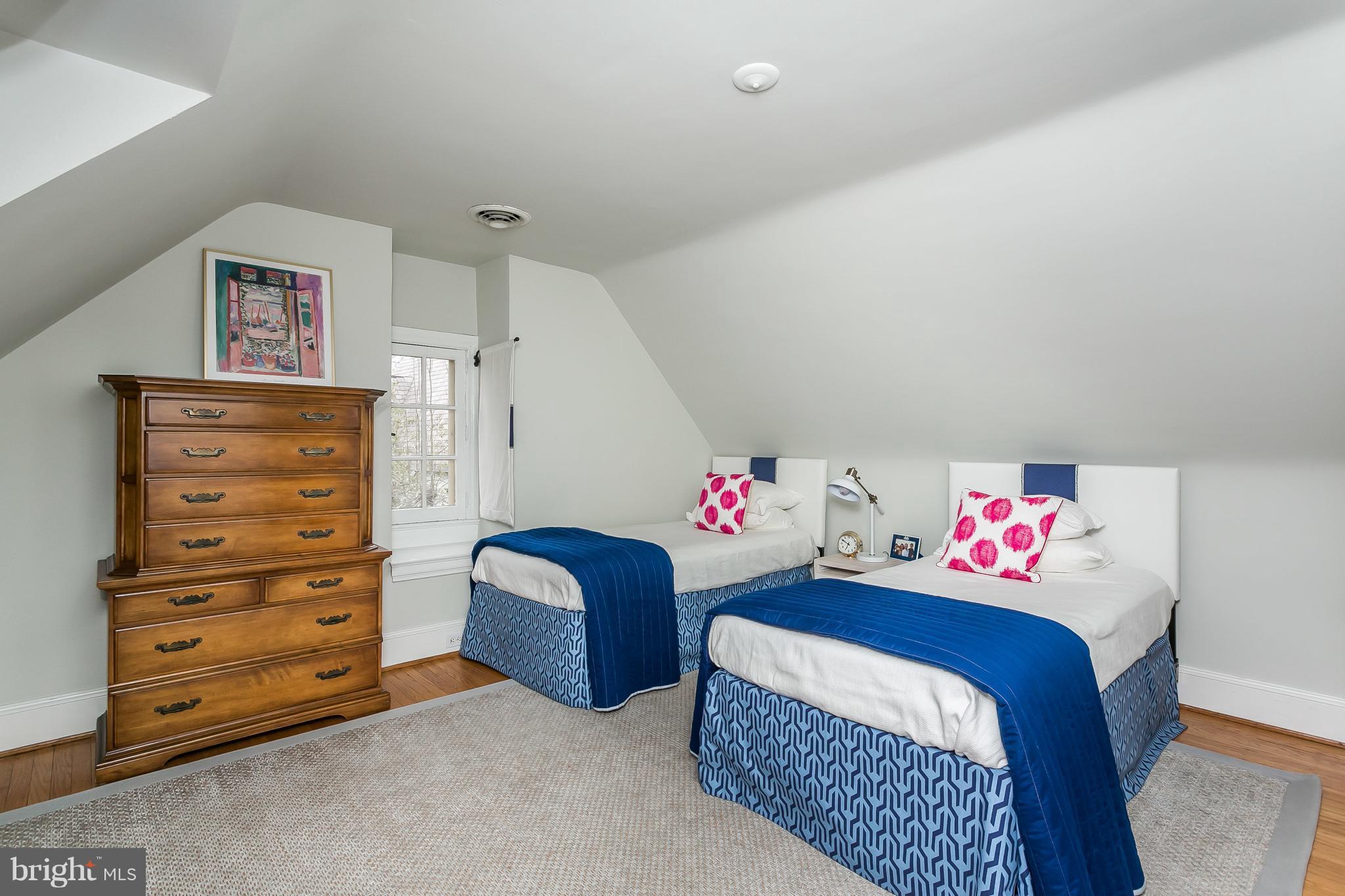 GREATER HOMELAND HISTORIC DISTRICT - Residential